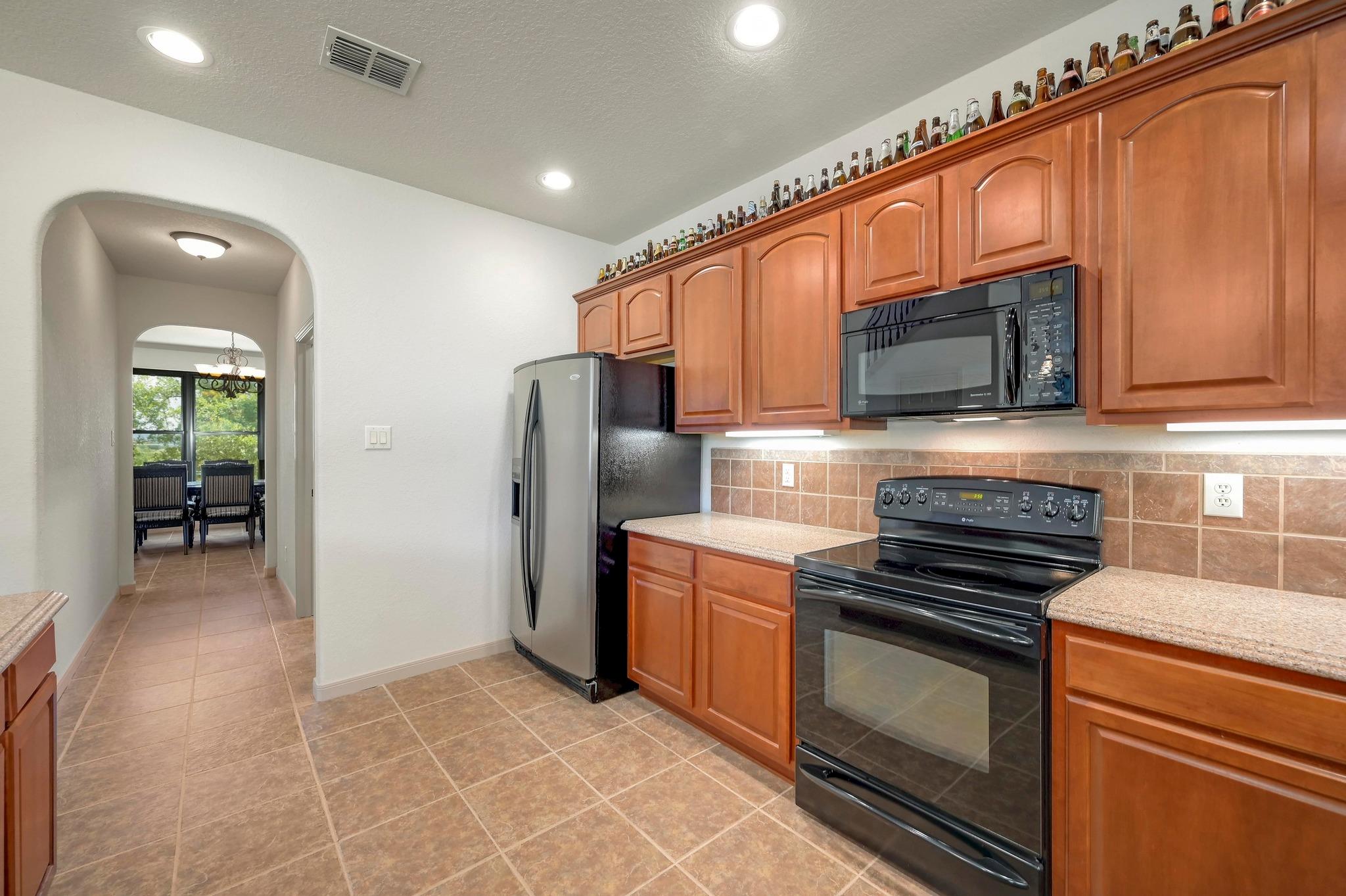 995 Cielo Springs Dr, Blanco, TX 78606