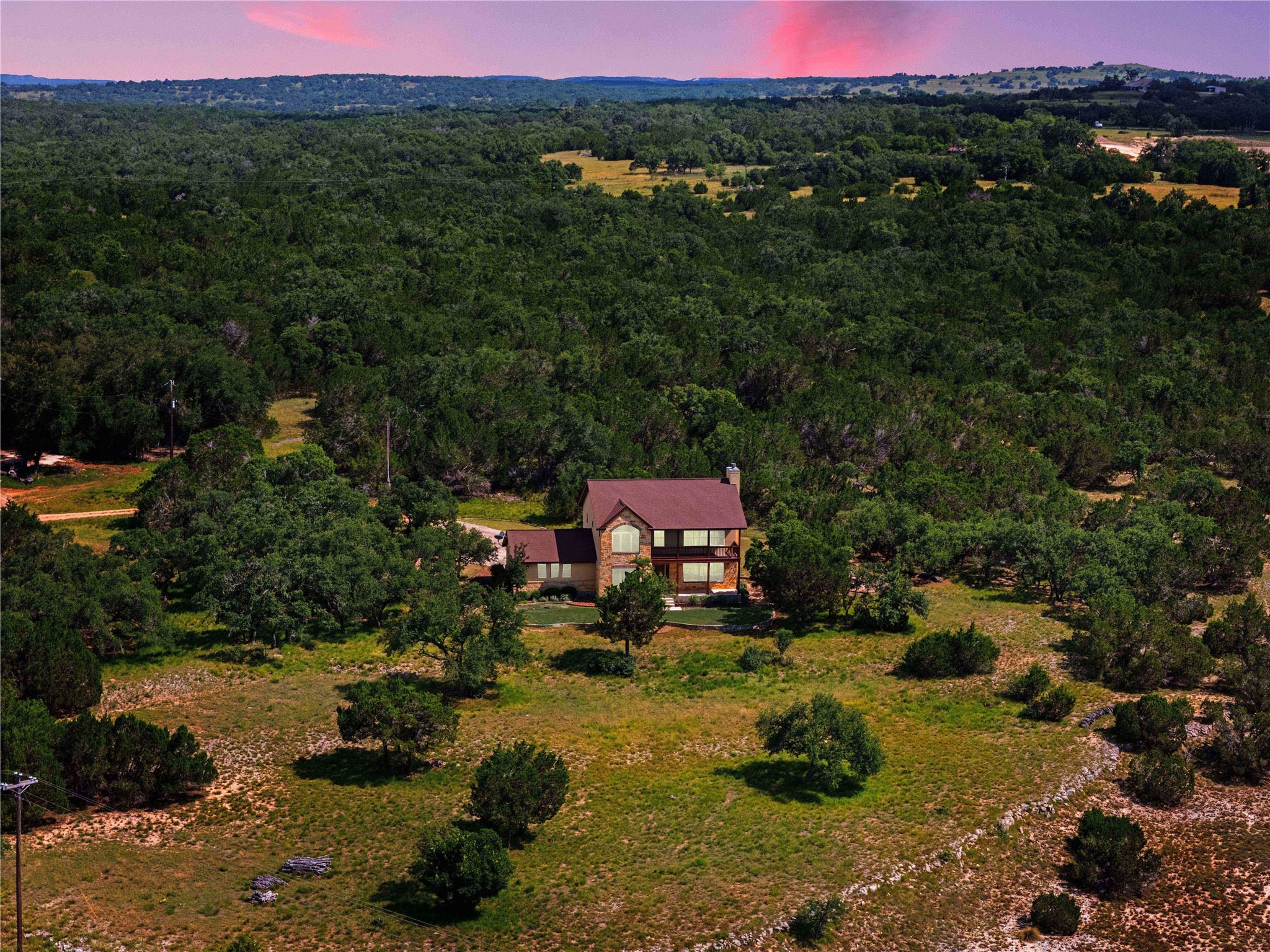 995 Cielo Springs Dr, Blanco, TX 78606