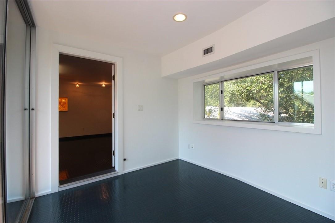 604 W Annie St, Austin, TX 78704