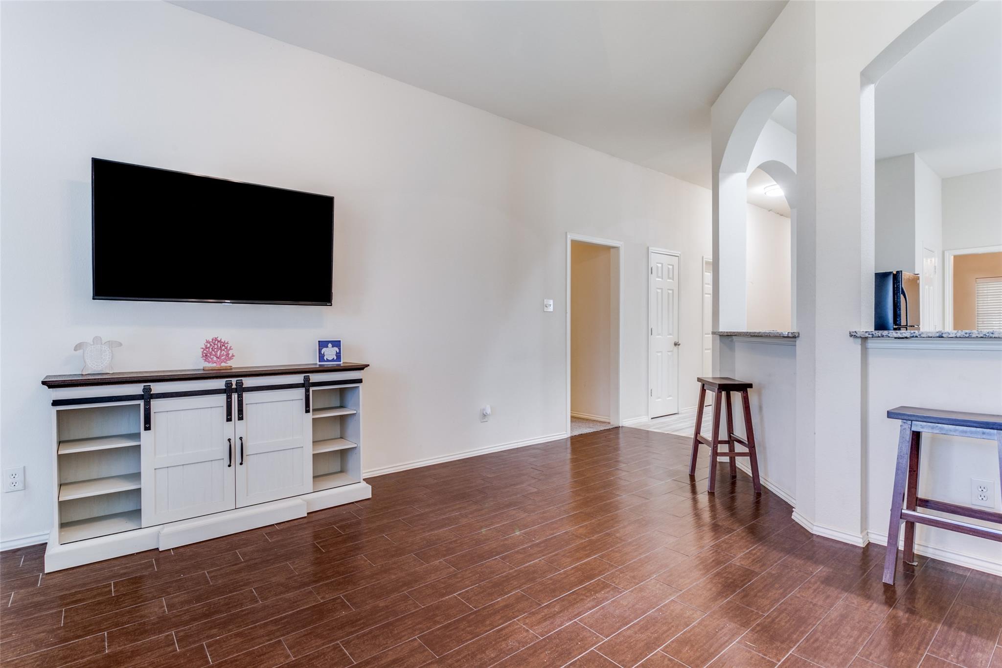 2044 Shore Breeze Dr, Pearland, TX 77584