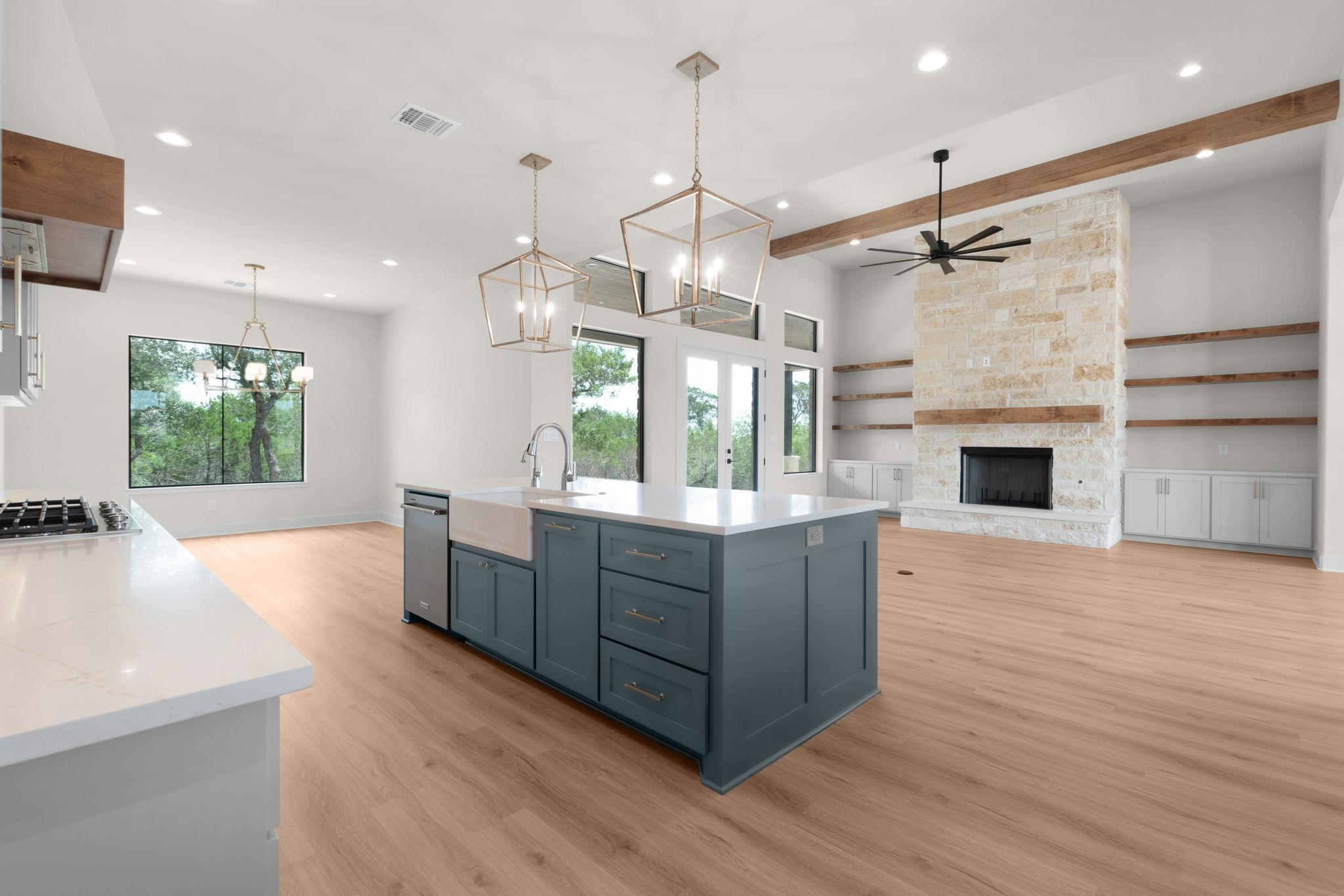 209 Burnet Oaks Dr, Burnet, TX 78611