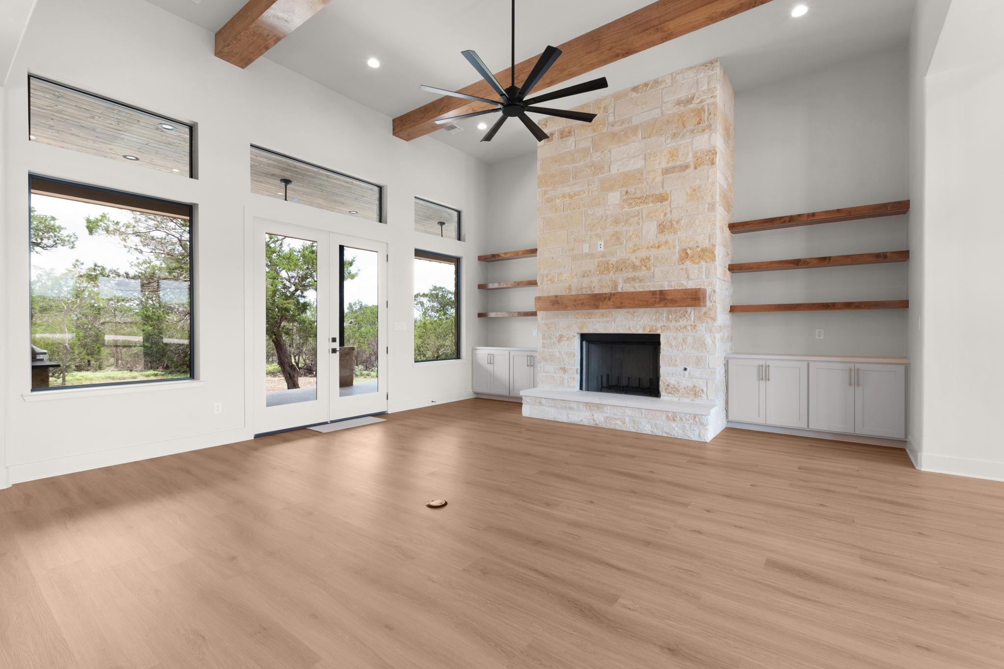 209 Burnet Oaks Dr, Burnet, TX 78611