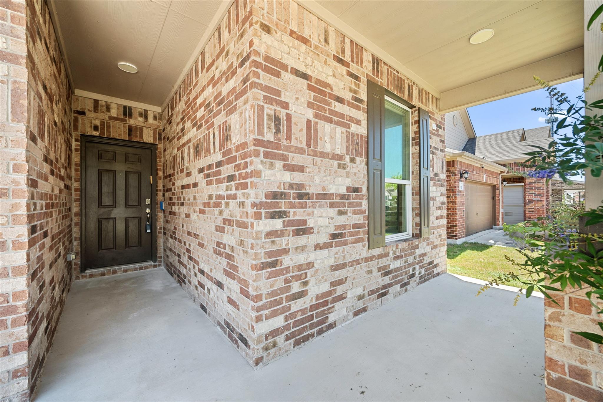 158 Crimson Ln, Kyle, TX 78640