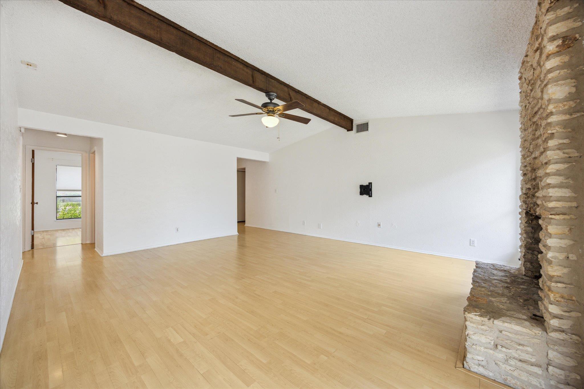4910 Wing Rd, Austin, TX 78749