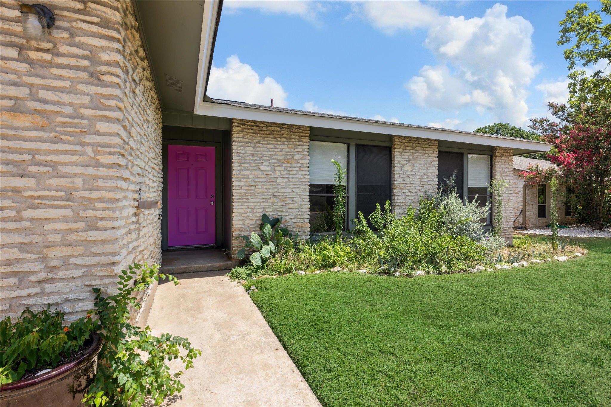 4910 Wing Rd, Austin, TX 78749