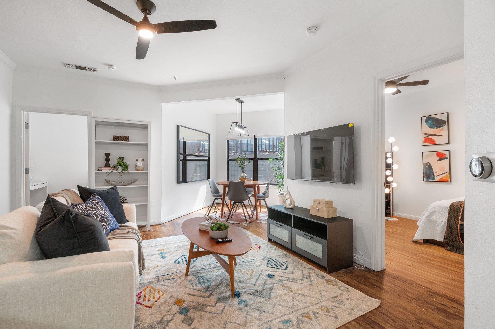 2502 Leon St # 201, Austin, TX 78705