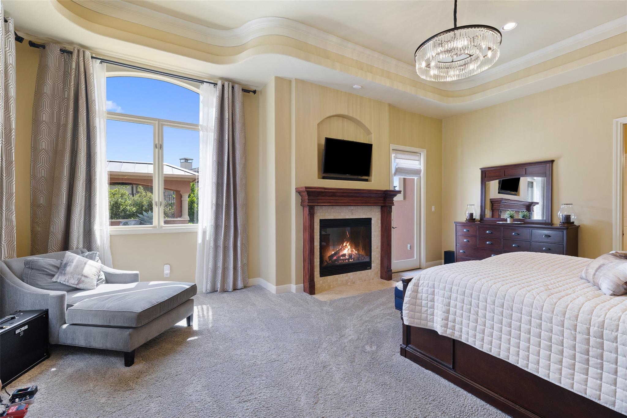 25616 Kahala Sunset Ct, Spicewood, TX 78669