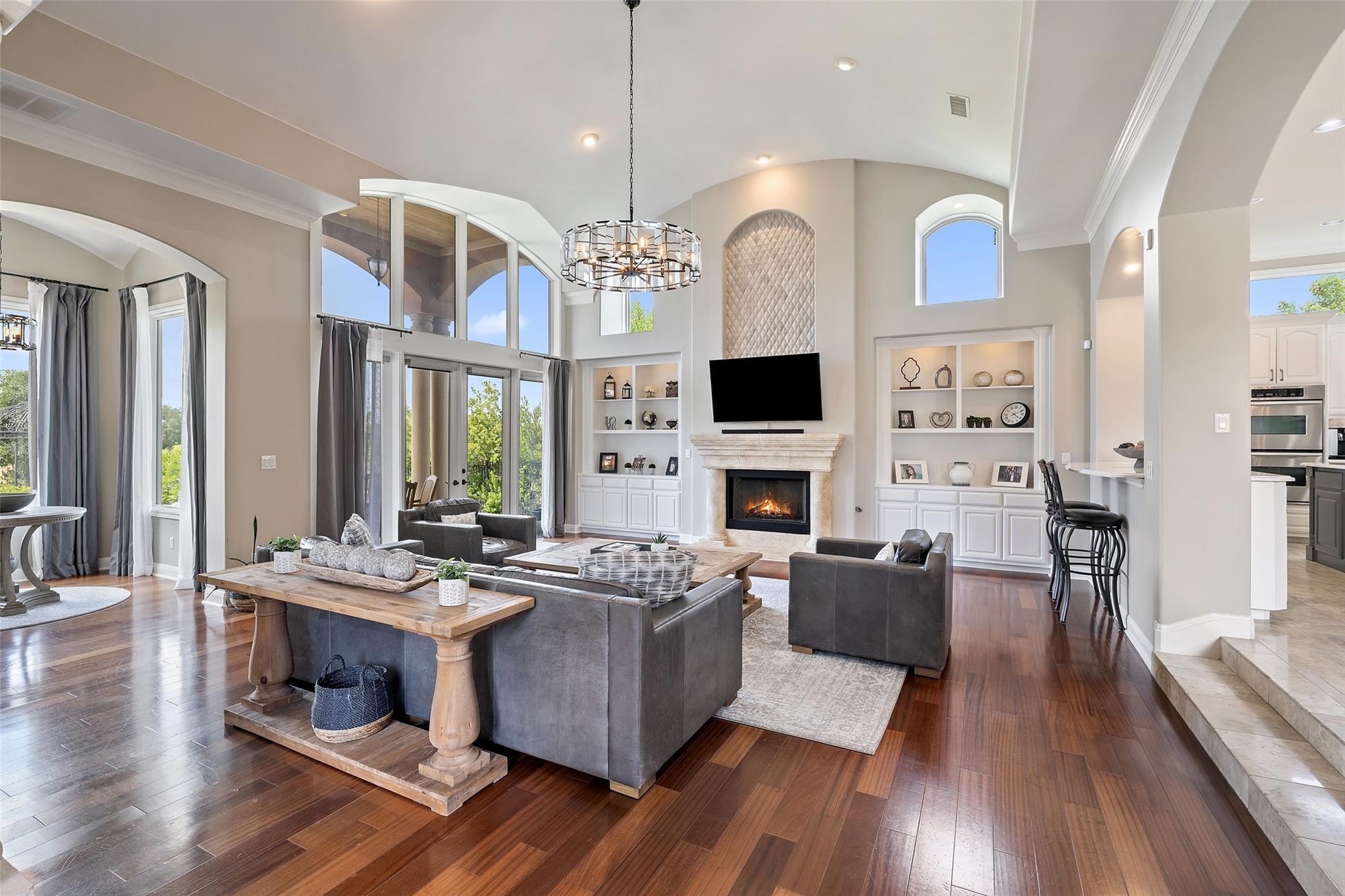 25616 Kahala Sunset Ct, Spicewood, TX 78669