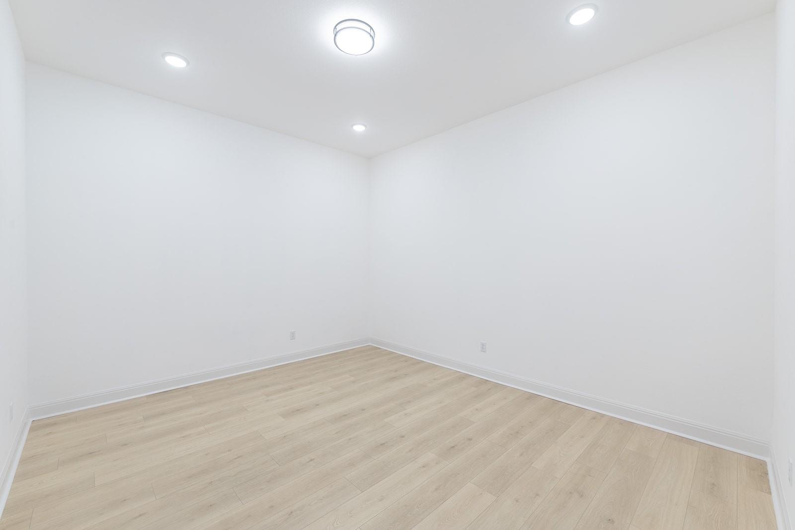 300 Yaklin Dr, Liberty Hill, TX 78642