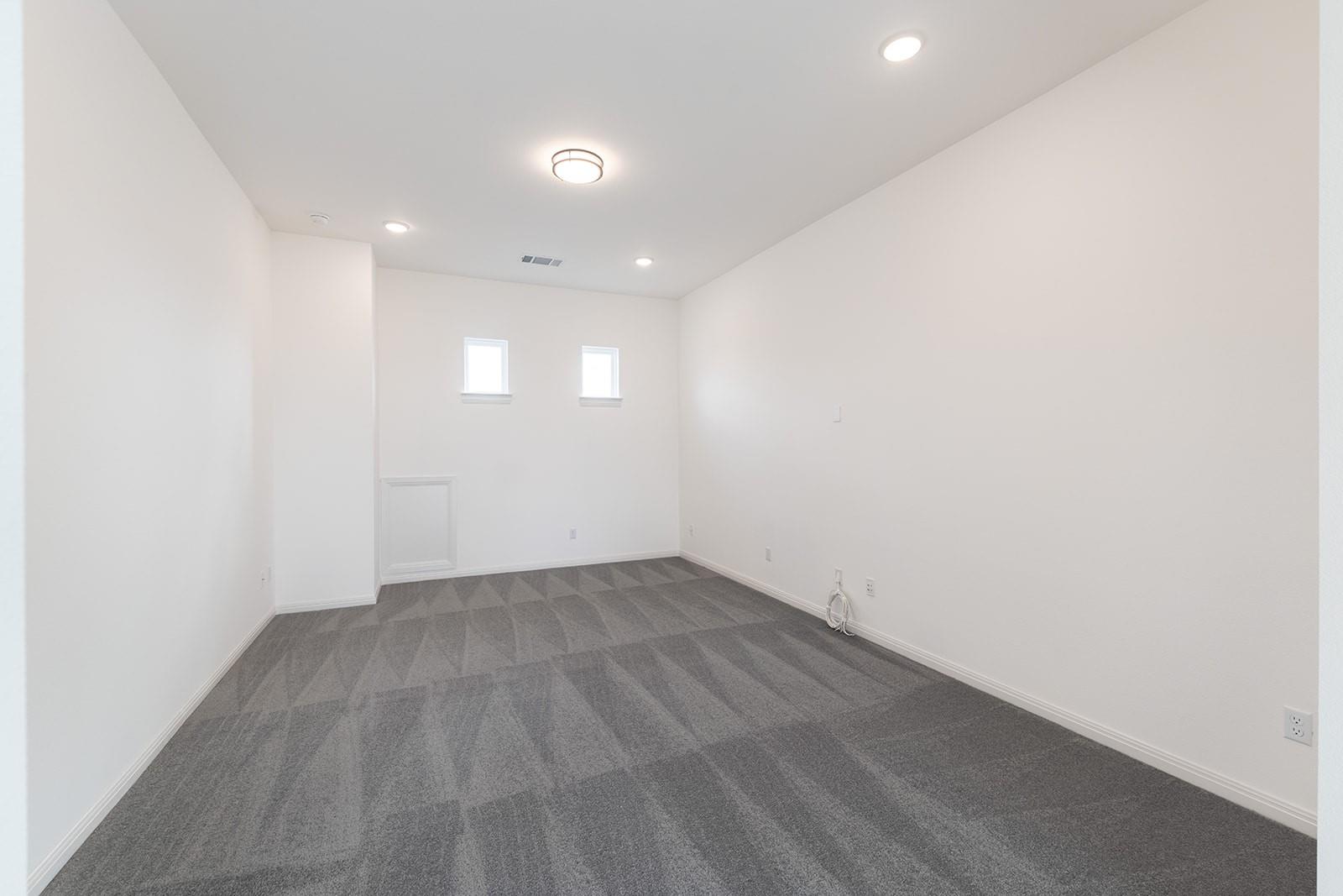 300 Yaklin Dr, Liberty Hill, TX 78642