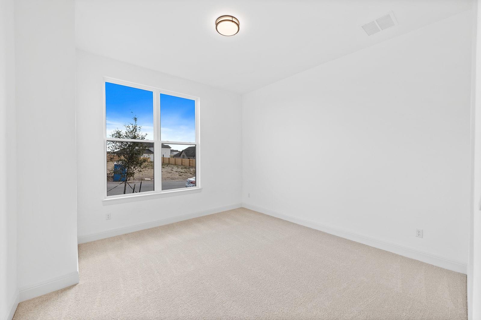 300 Yaklin Dr, Liberty Hill, TX 78642