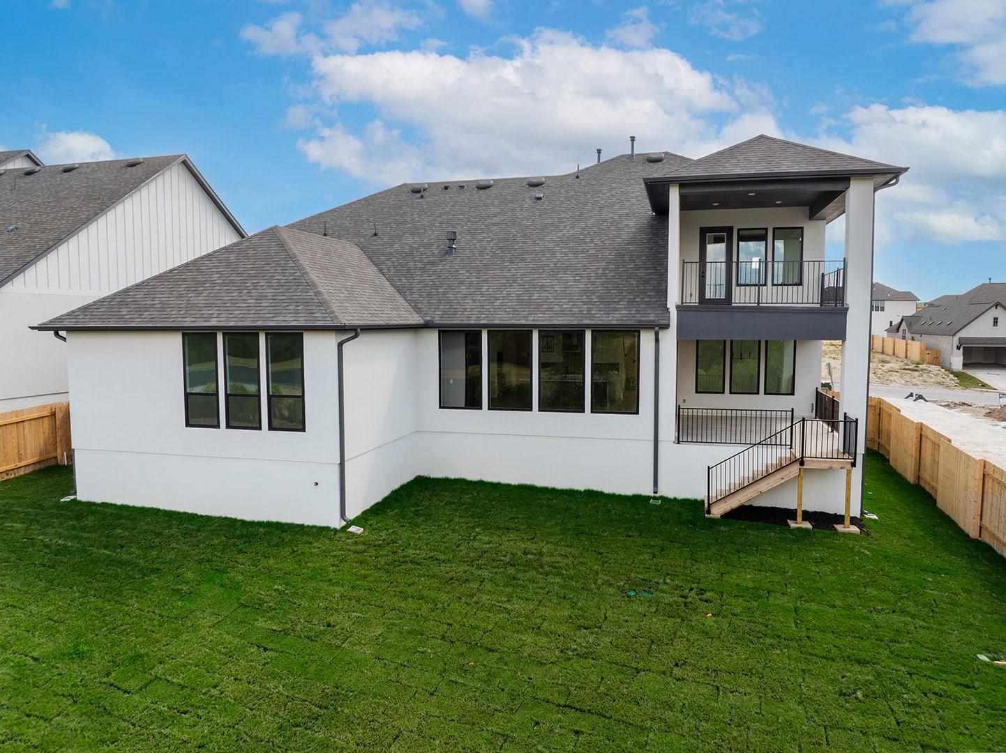 300 Yaklin Dr, Liberty Hill, TX 78642