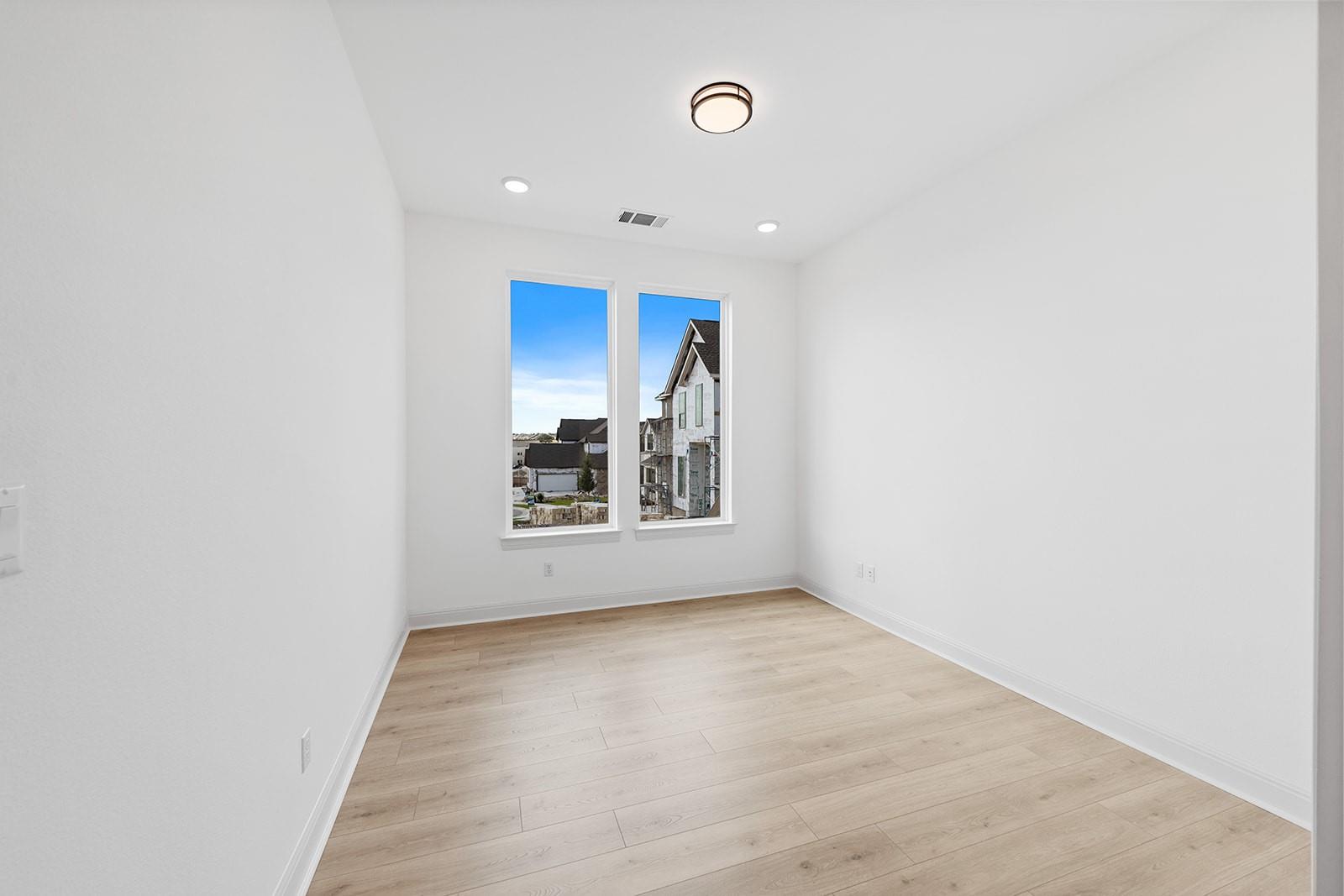 300 Yaklin Dr, Liberty Hill, TX 78642