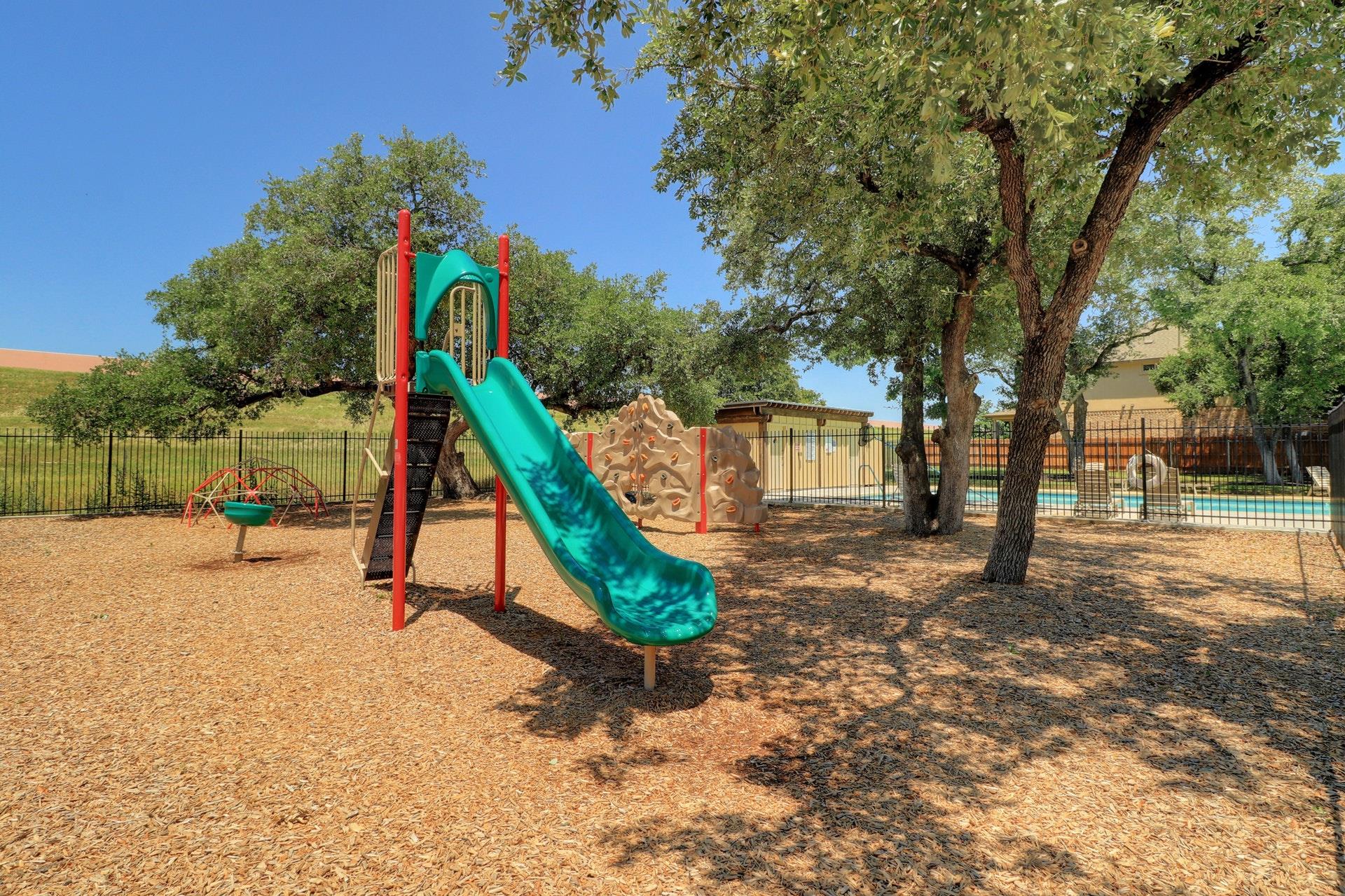 2524 Muzzie Ln, Leander, TX 78641