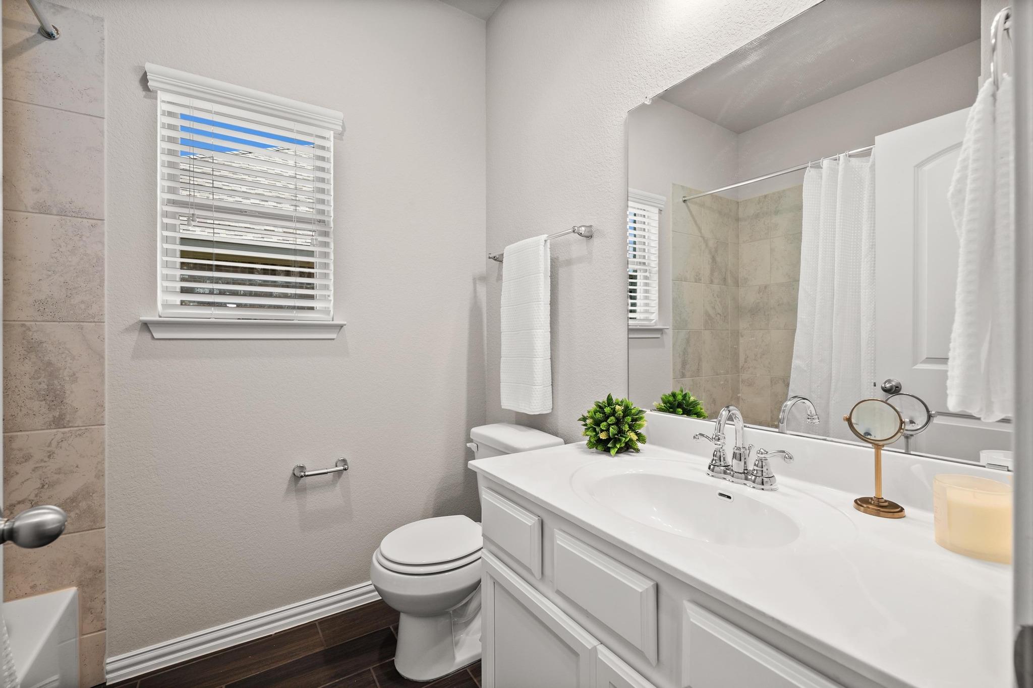 2205 Bonavista Way, Leander, TX 78641