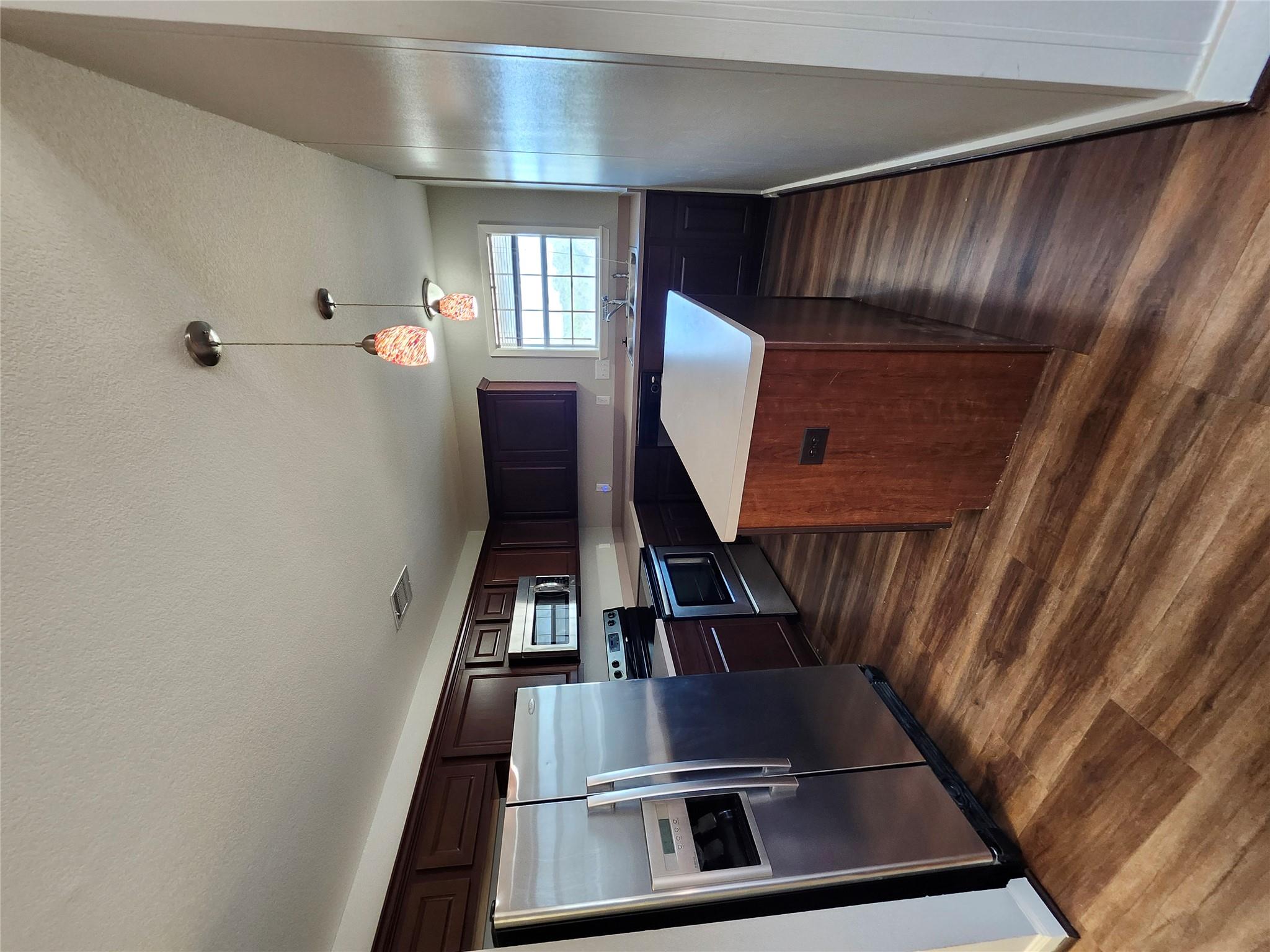 12716 Fitzhugh Rd, Austin, TX 78736