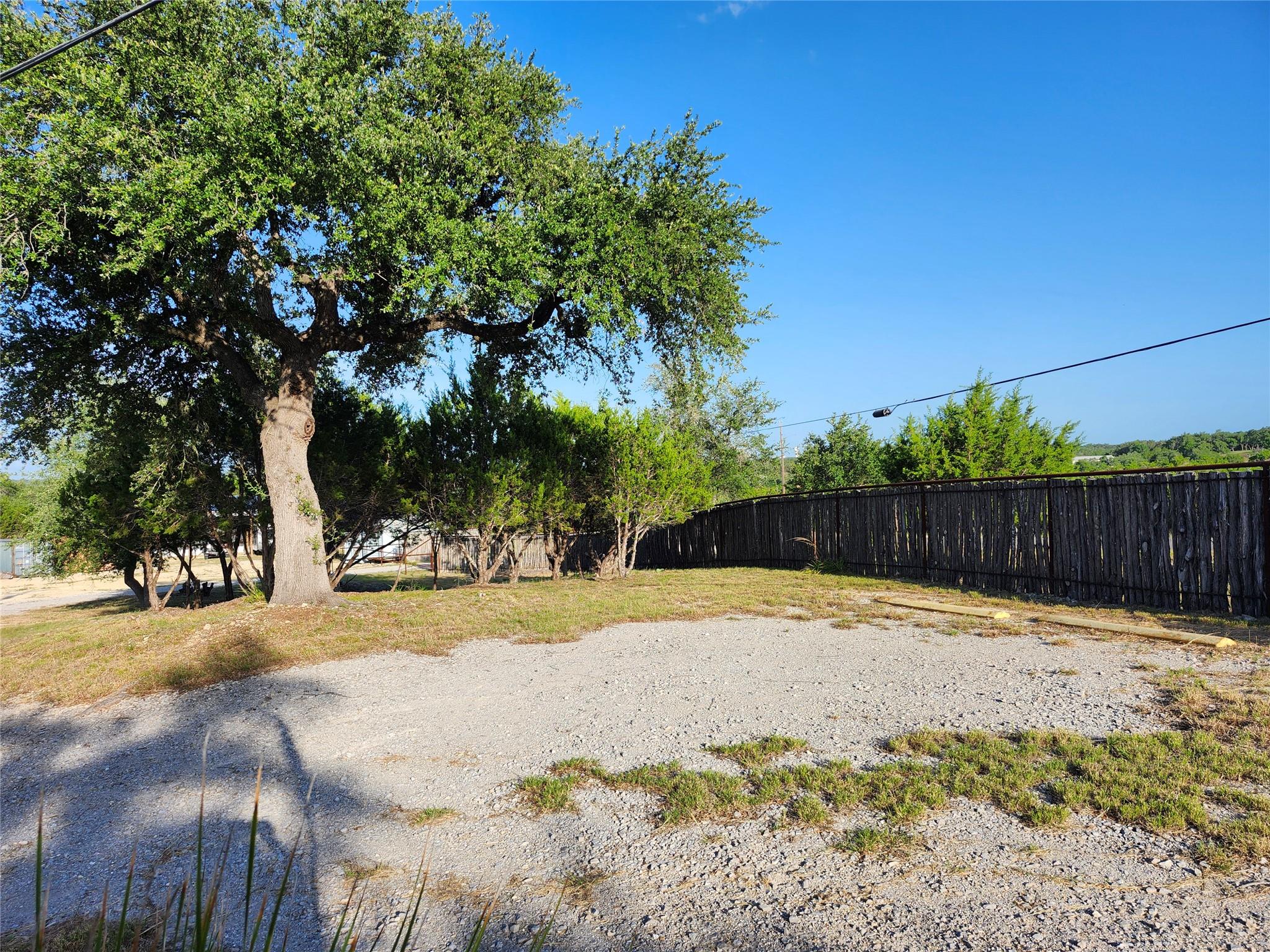 12716 Fitzhugh Rd, Austin, TX 78736