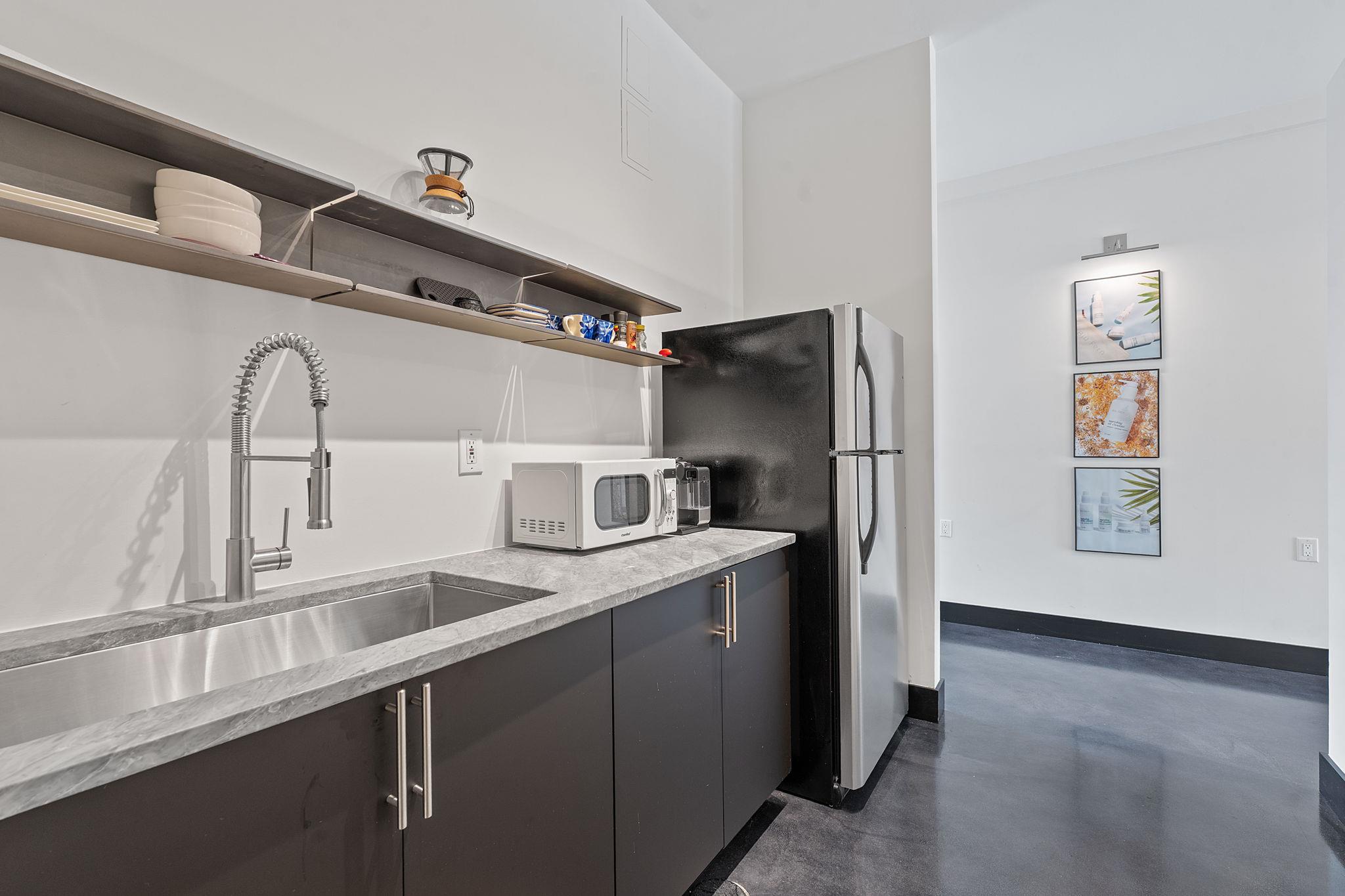508 E 53rd St # 102, Austin, TX 78751