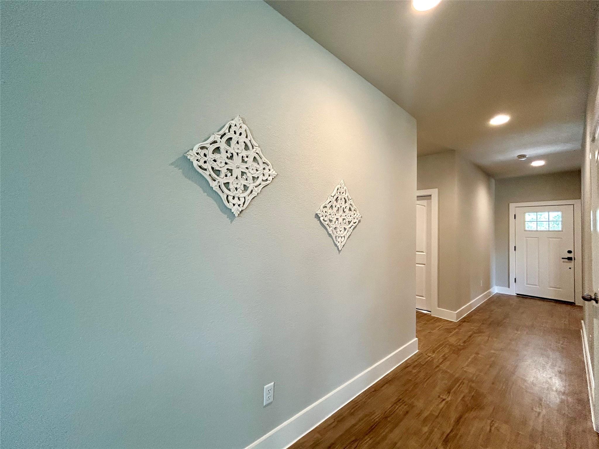 102 Halawa Ct, Bastrop, TX 78602