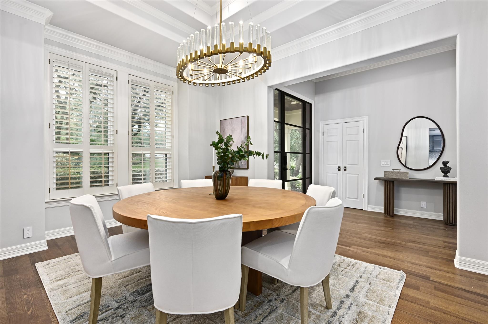 2704 Regents Park, Austin, TX 78746