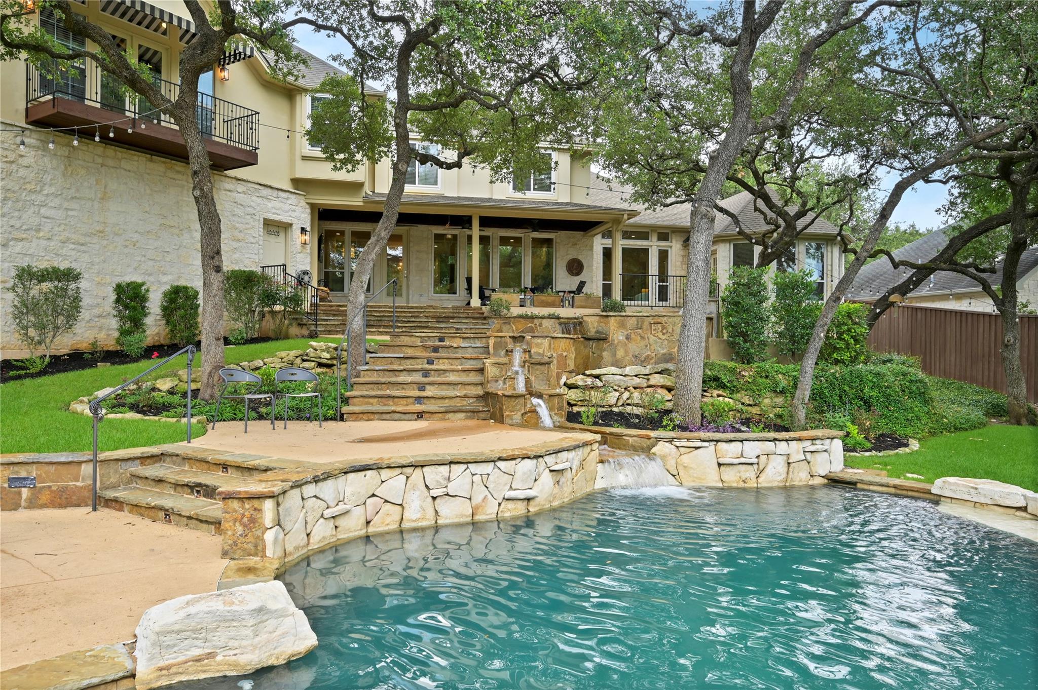 2704 Regents Park, Austin, TX 78746