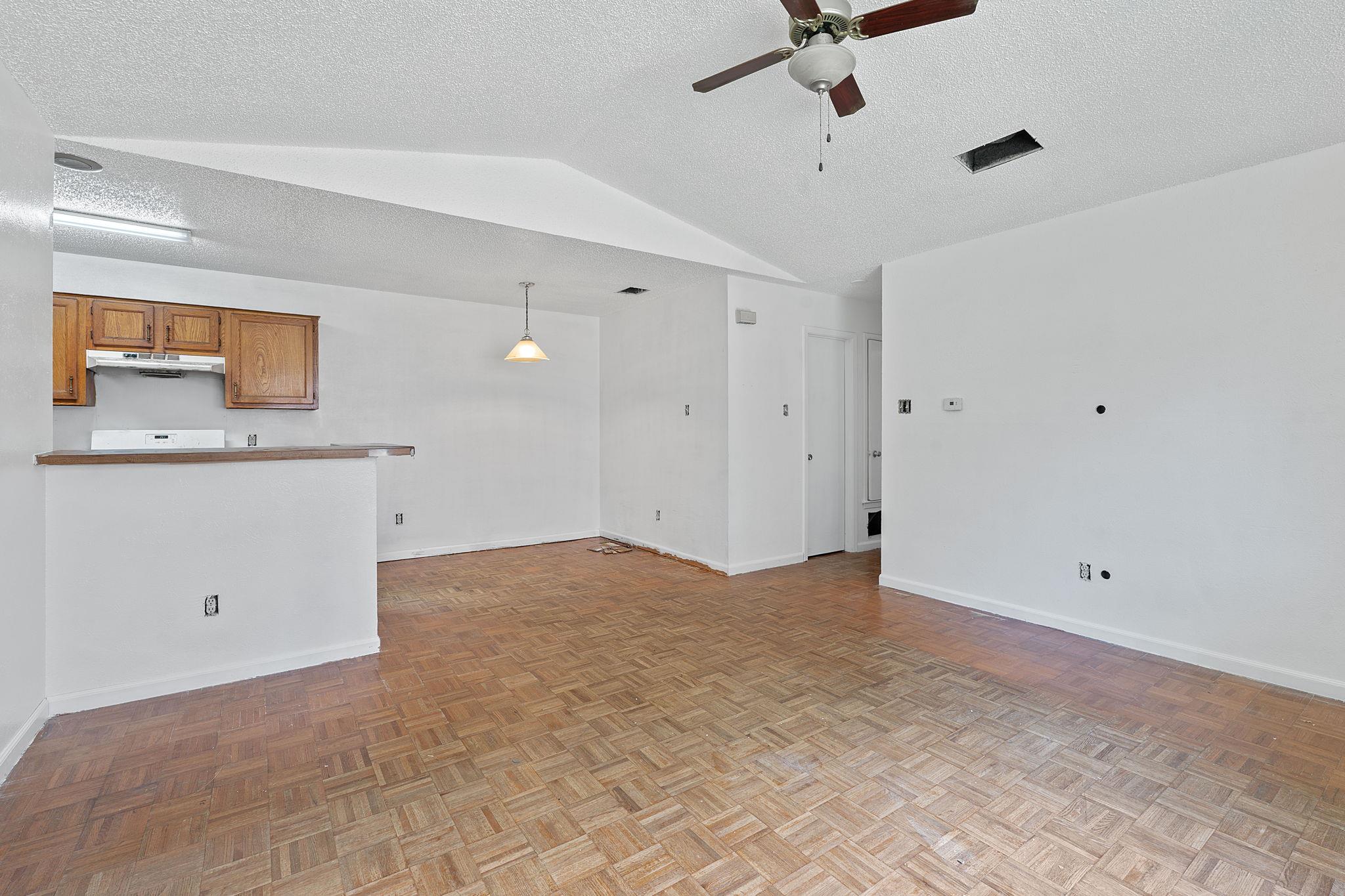 12323 Alderbrook Dr, Austin, TX 78758