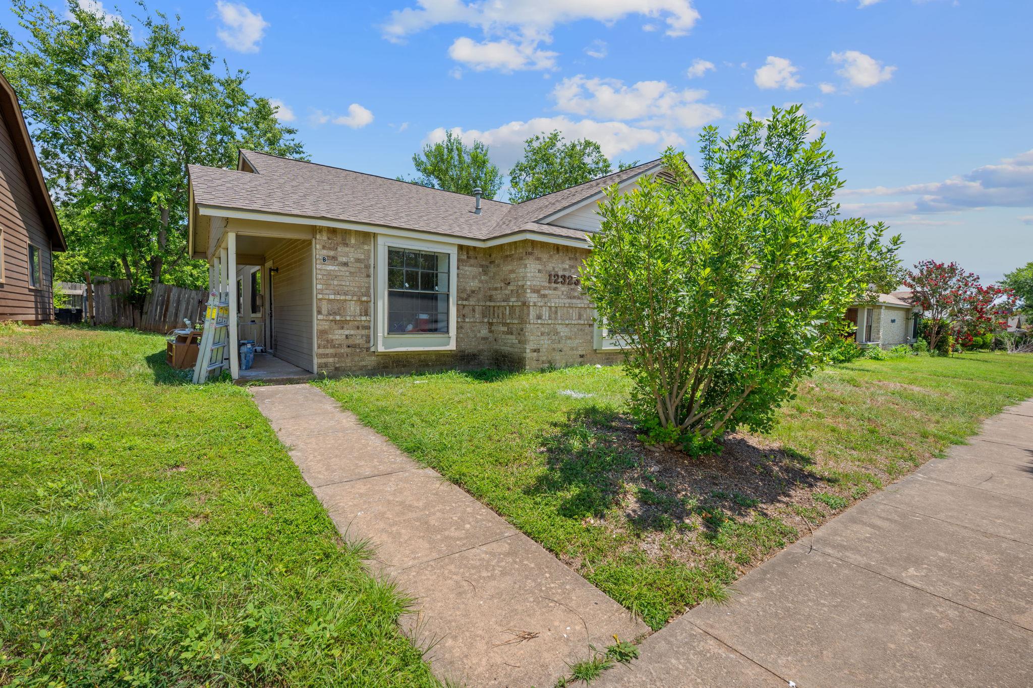 12323 Alderbrook Dr, Austin, TX 78758