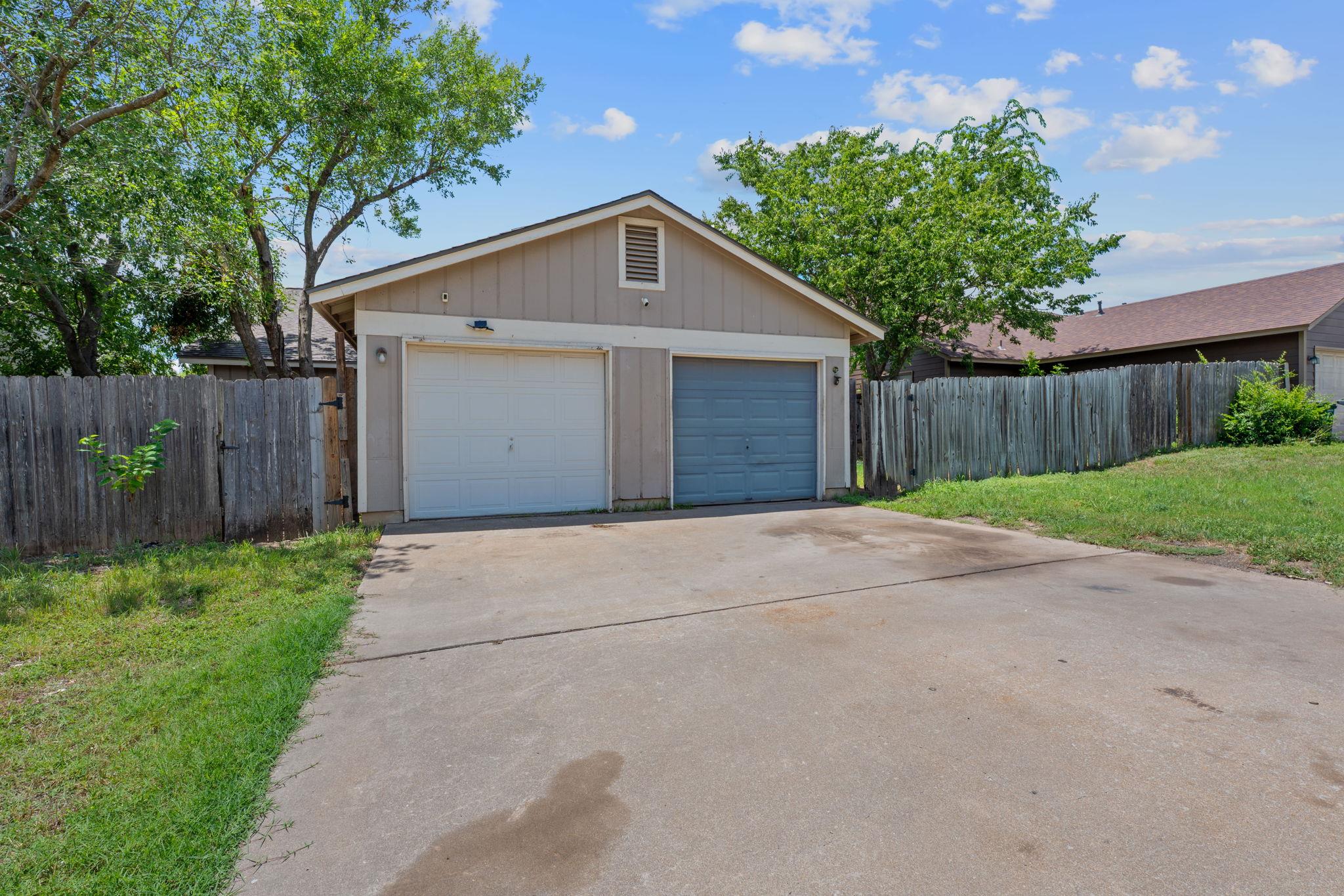 12323 Alderbrook Dr, Austin, TX 78758