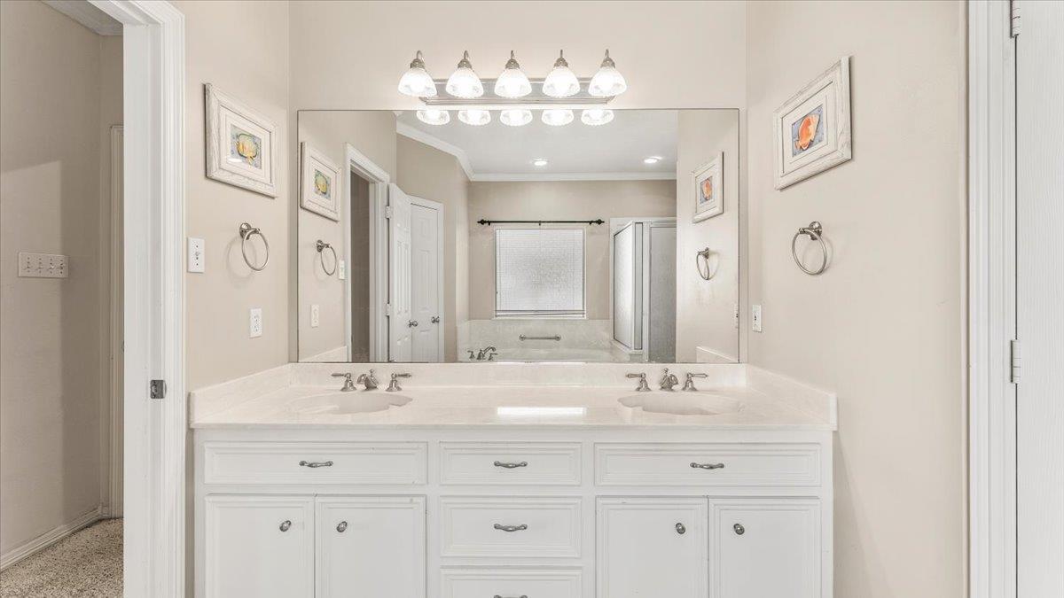 16447 Hunters Trl, Montgomery, TX 77356