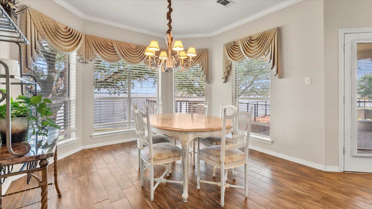 16447 Hunters Trl, Montgomery, TX 77356