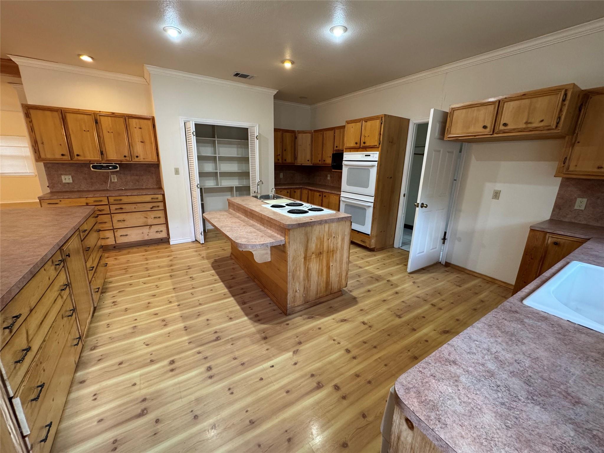 5054 Old Goforth Rd, Buda, TX 78610