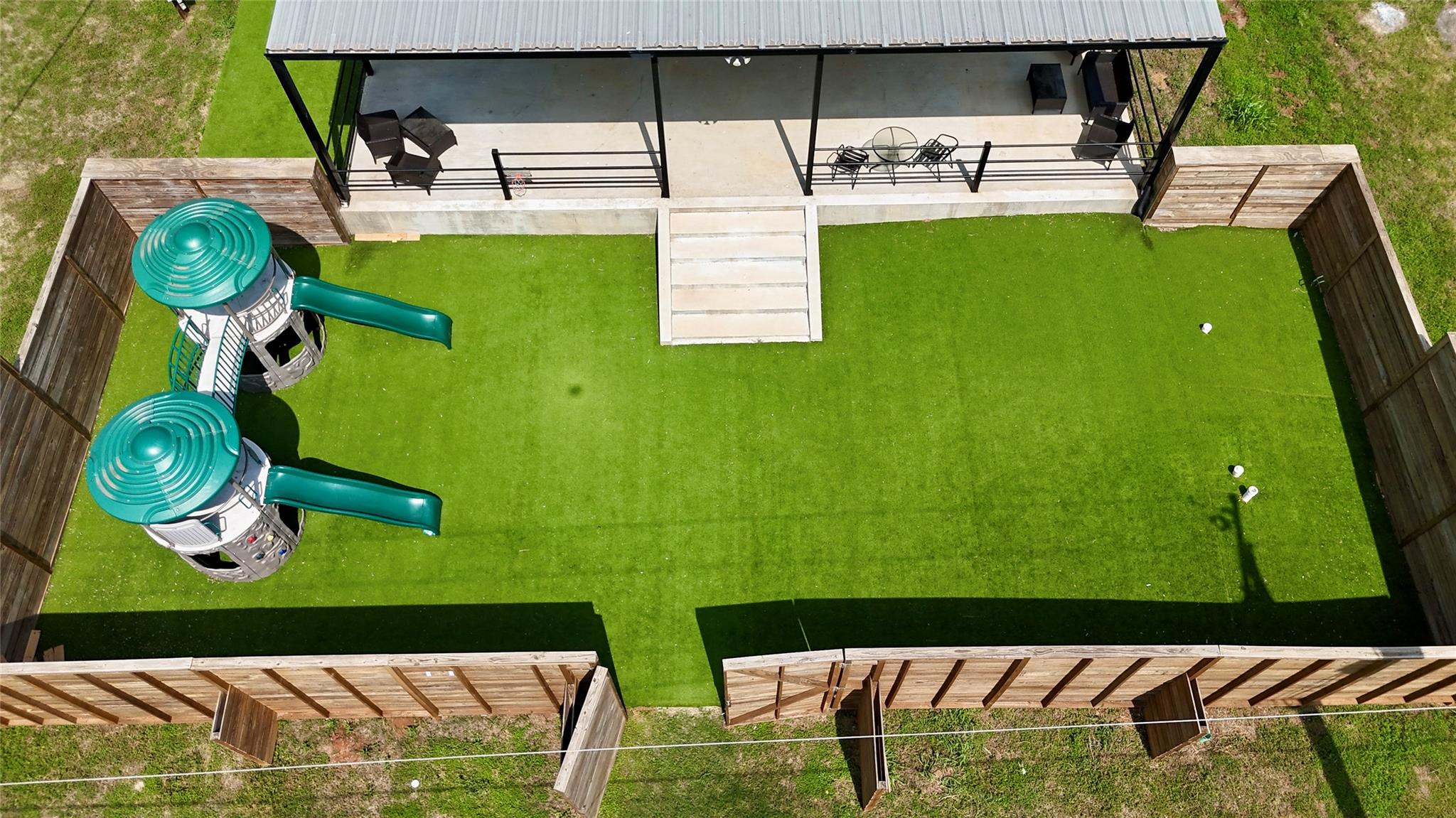 617 Main St, Lexington, TX 78947