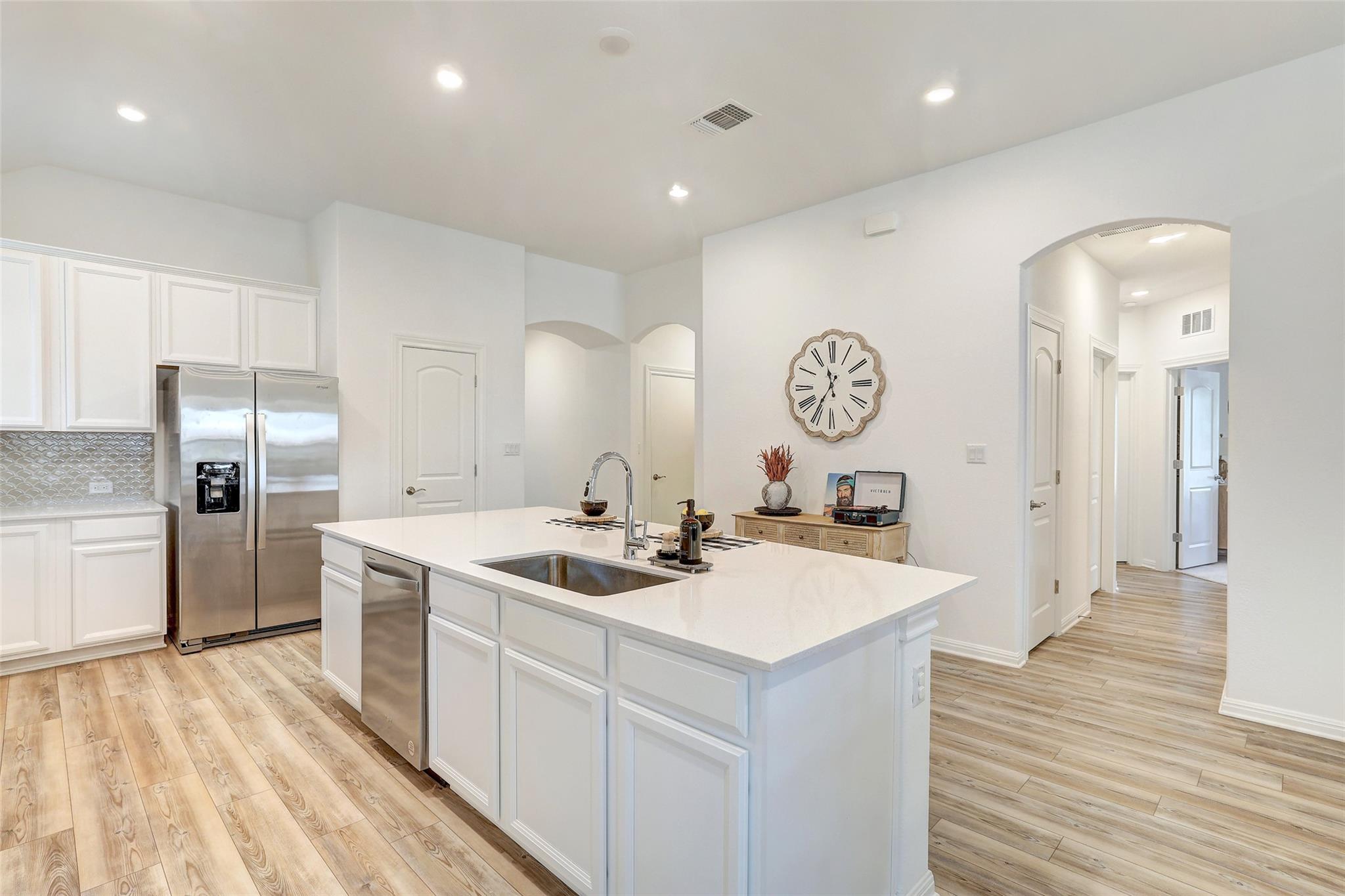 112 Silver Ridge Dr, Georgetown, TX 78633