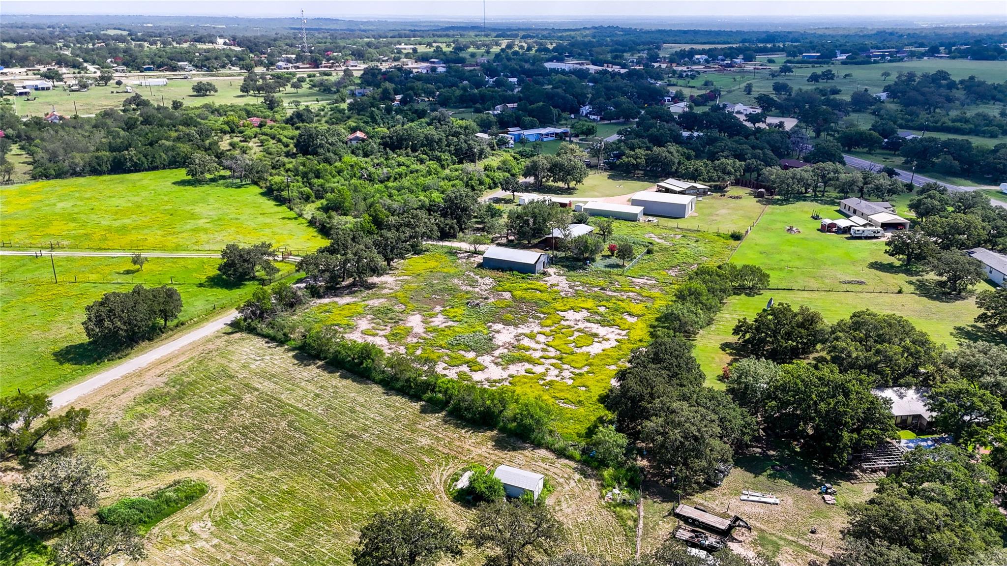 275 & 279 Cross Rd, Kingsbury, TX 78638