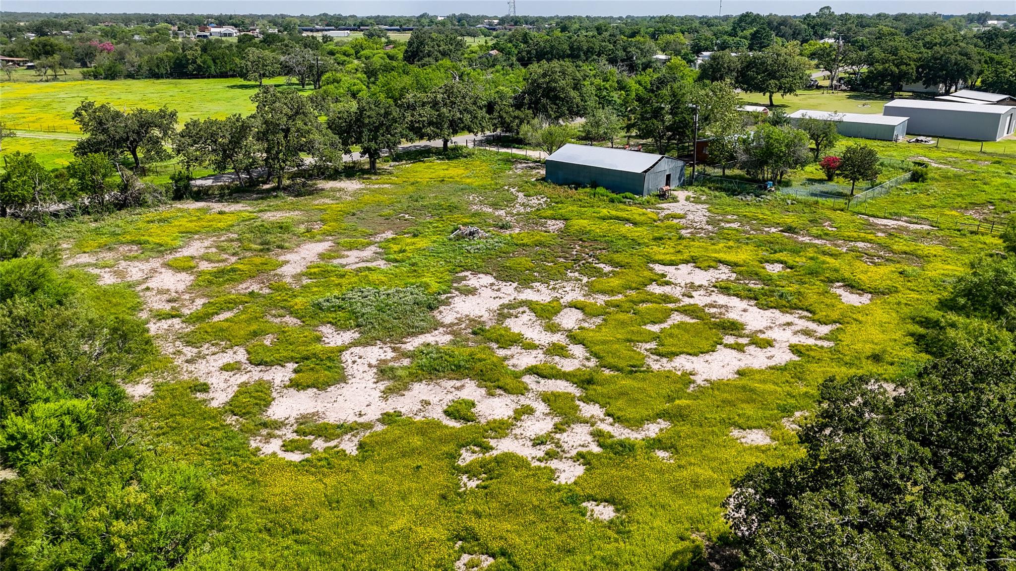 275 & 279 Cross Rd, Kingsbury, TX 78638