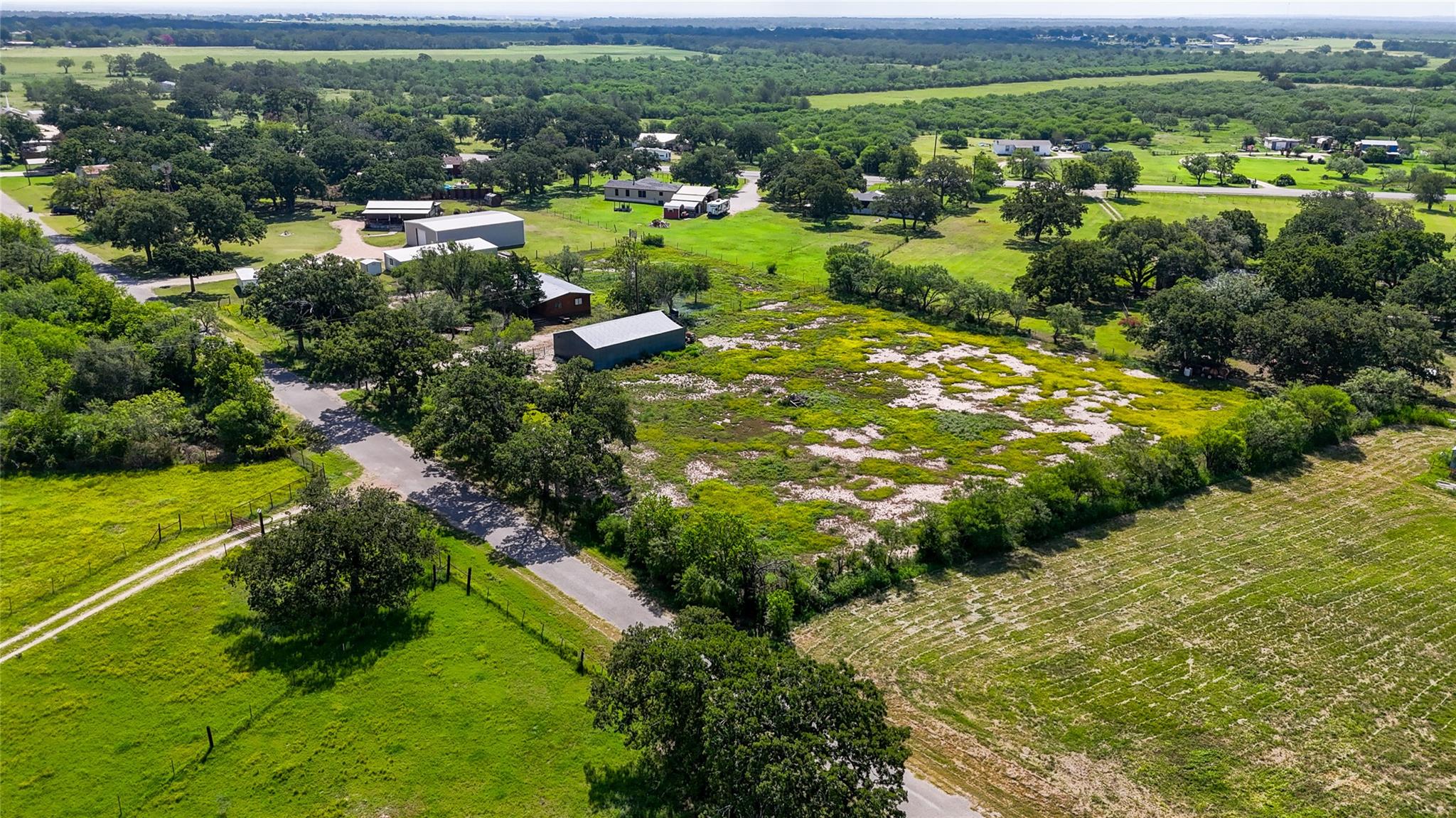 275 & 279 Cross Rd, Kingsbury, TX 78638