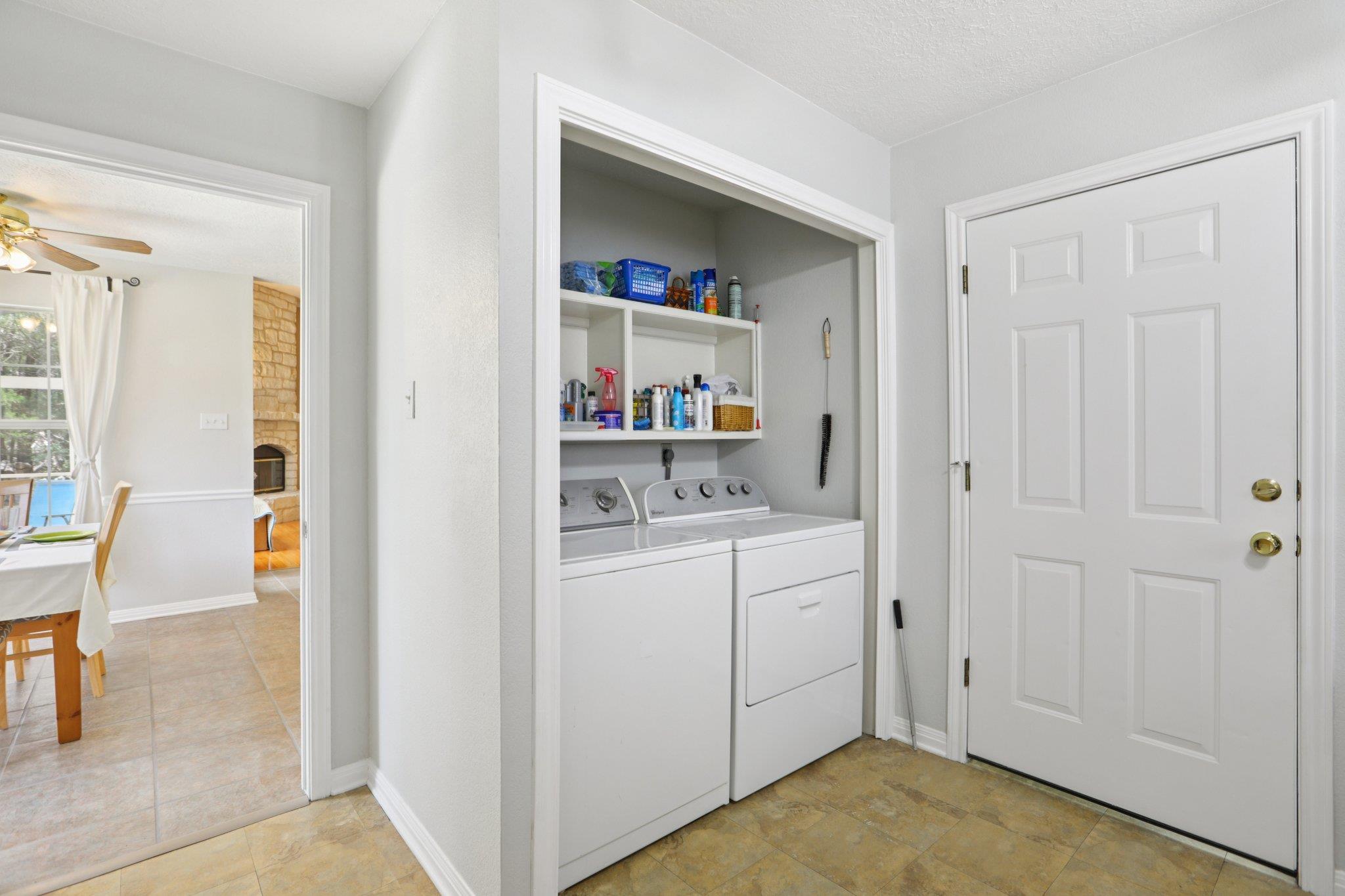 148 Oak Ridge Dr, Cedar Creek, TX 78612