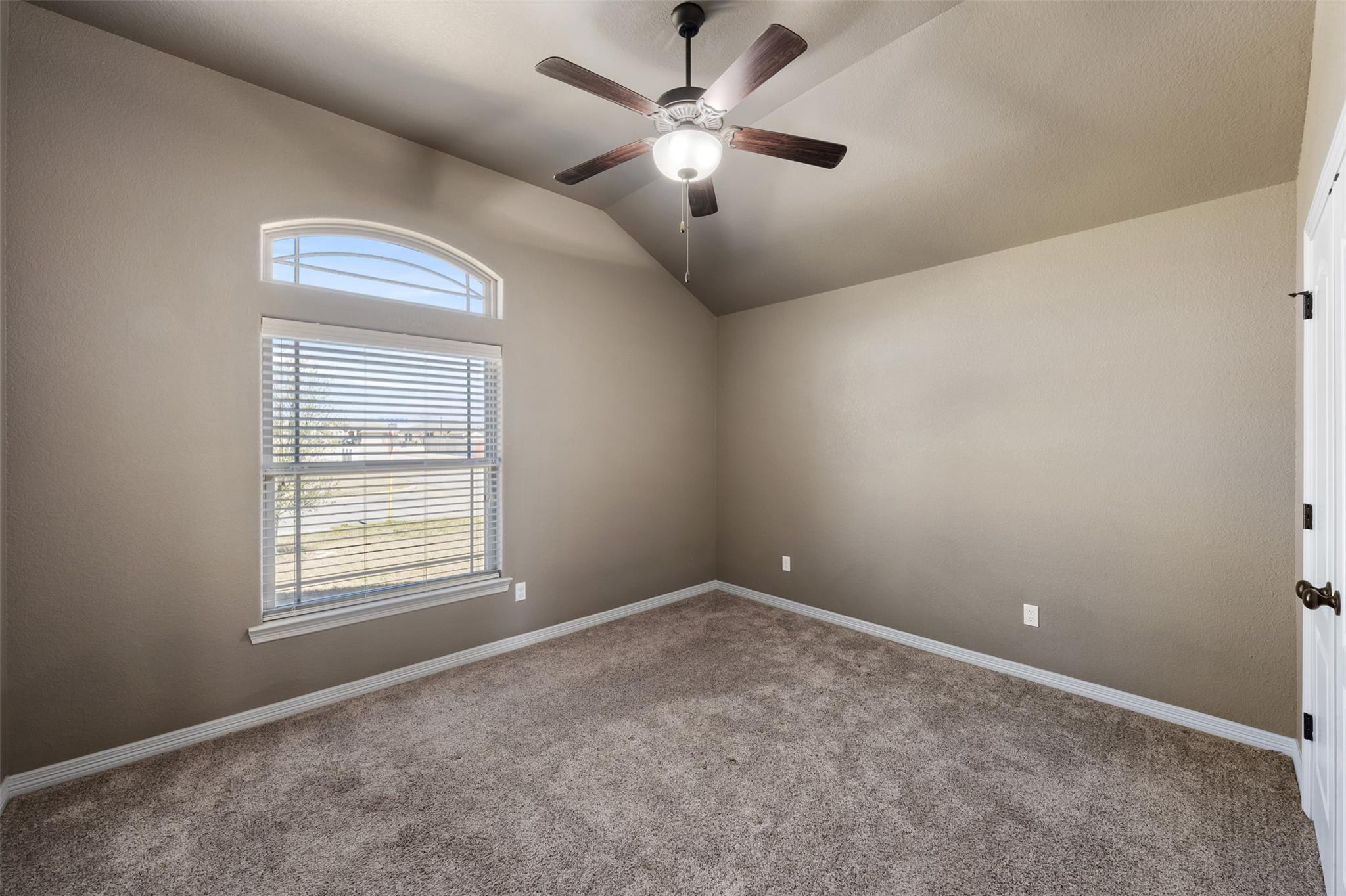 8305 Split Trail Cv, Temple, TX 76502