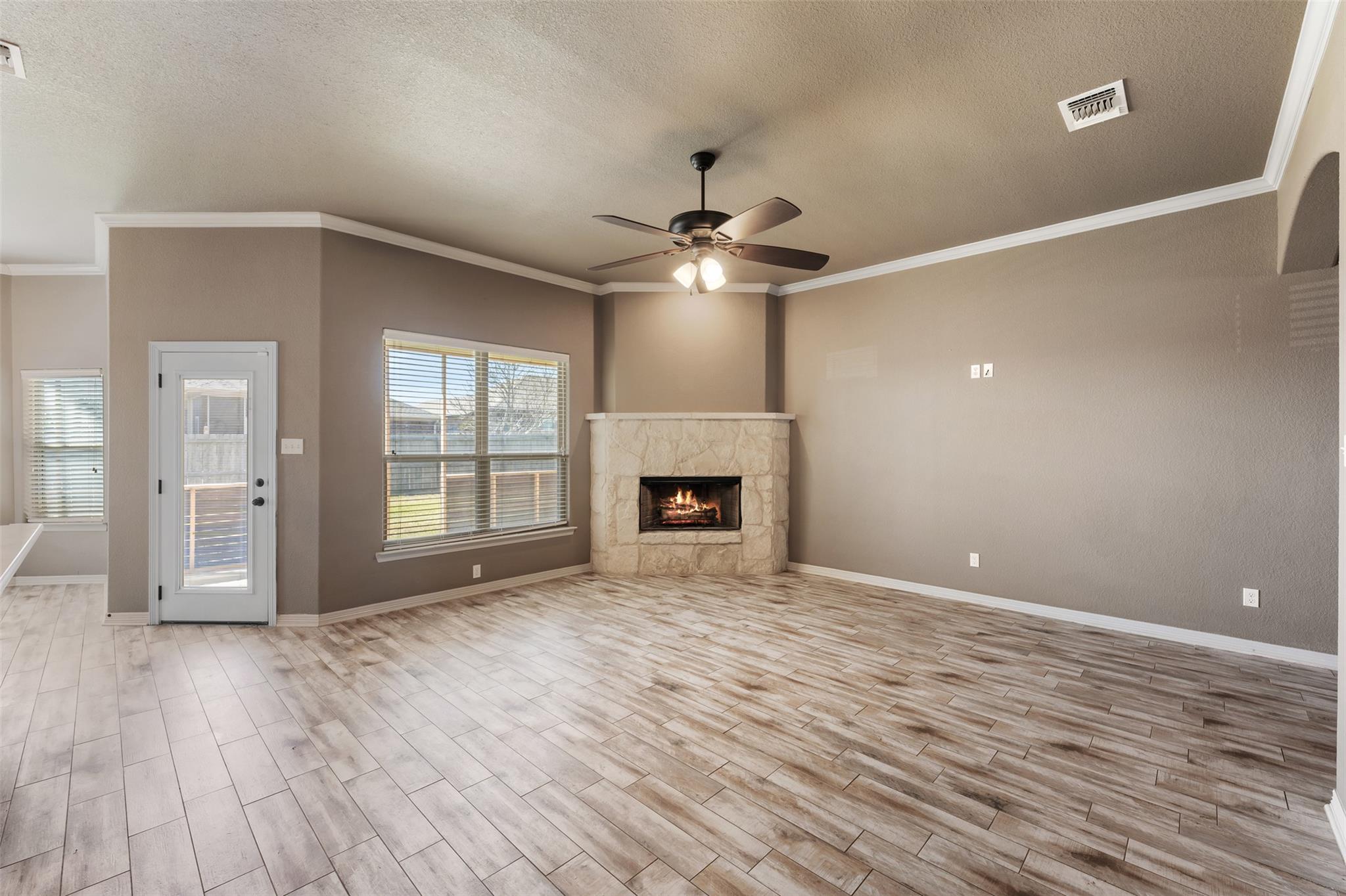 8305 Split Trail Cv, Temple, TX 76502