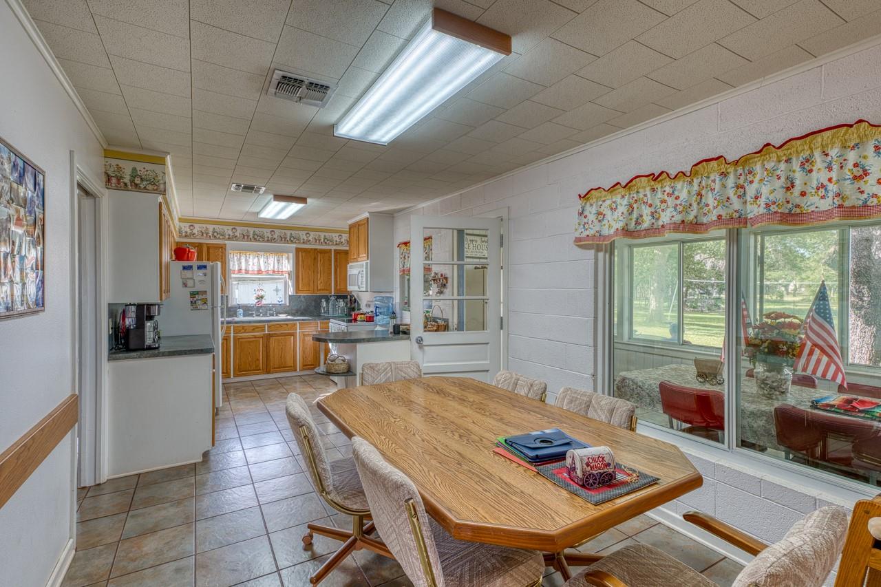 106 Chuckwagon, Burnet, TX 78611