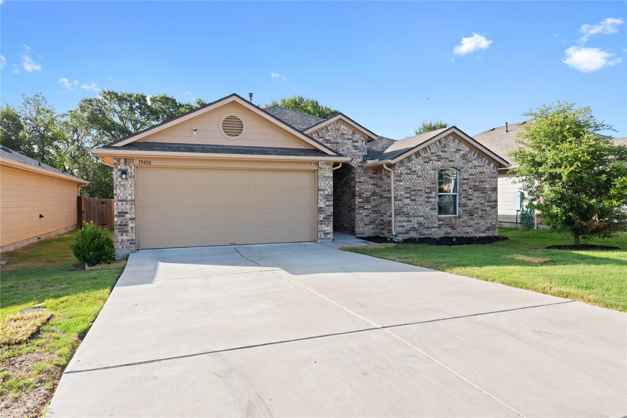 19408 Great Falls Dr, Manor, TX 78653