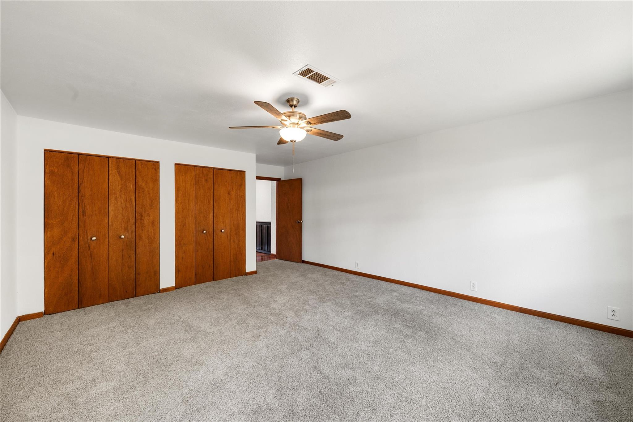 703 N Wilcox St, Rockdale, TX 76567