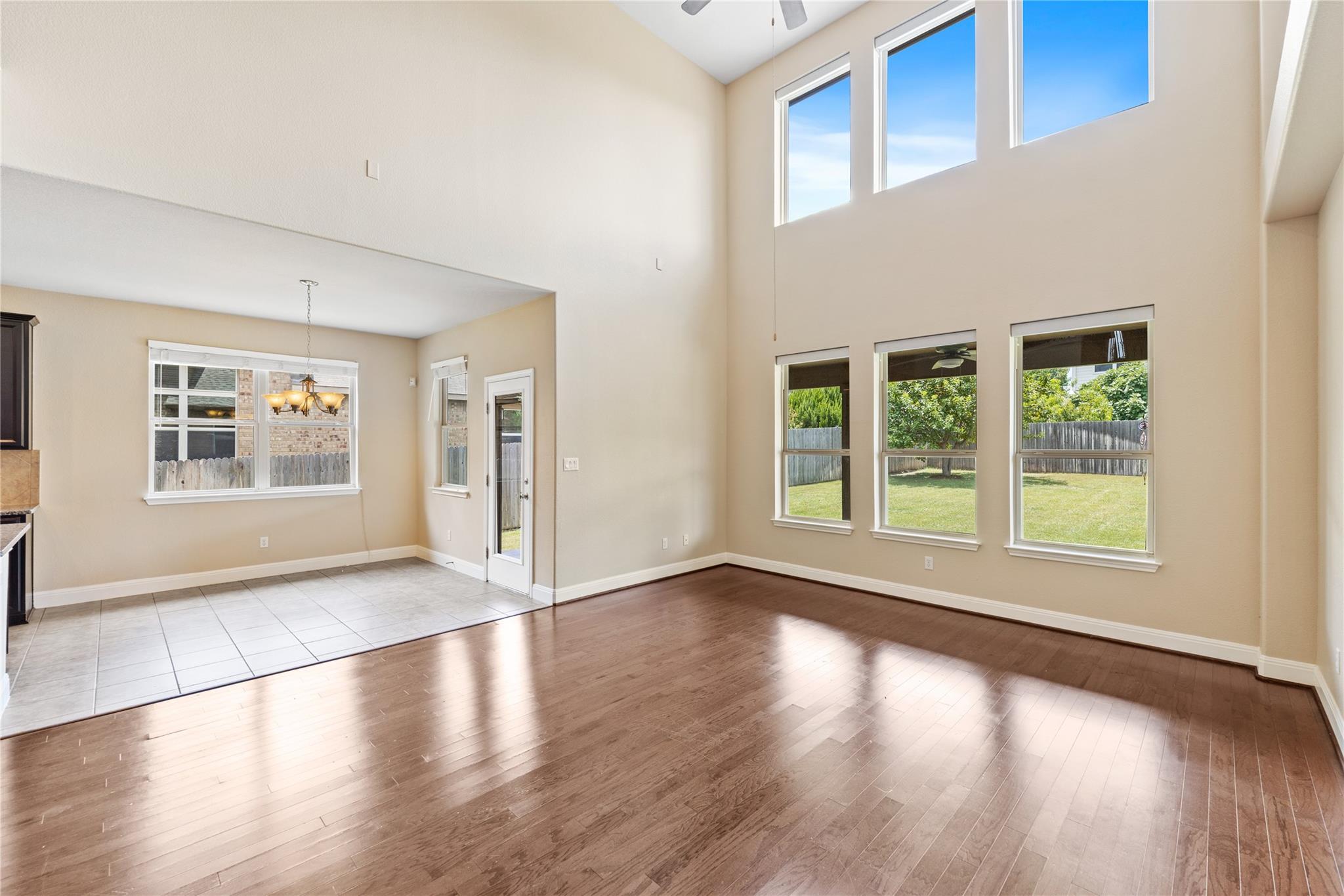 1016 Fred Couples Ct, Round Rock, TX 78664