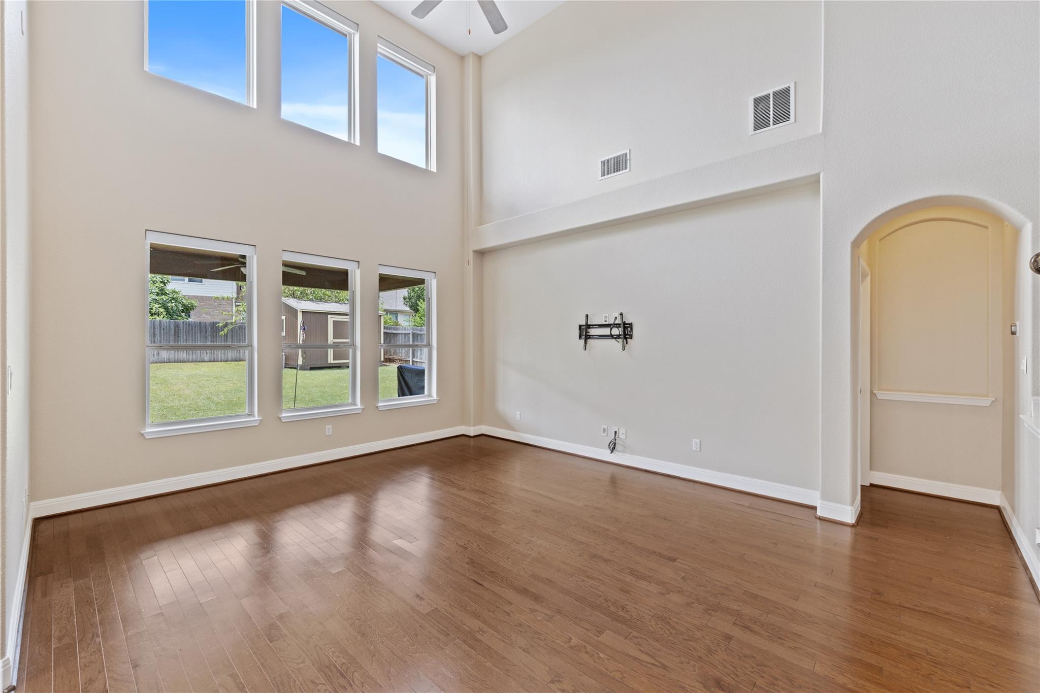 1016 Fred Couples Ct, Round Rock, TX 78664