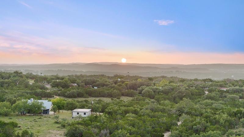 4000 Crawford Rd, Spicewood, TX 78669