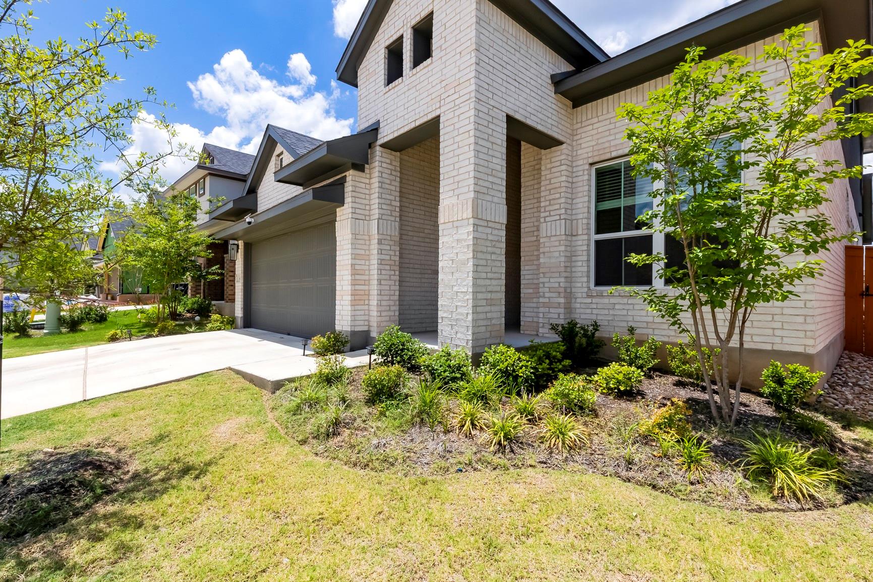961 Oak Chase Way # 40, Leander, TX 78641