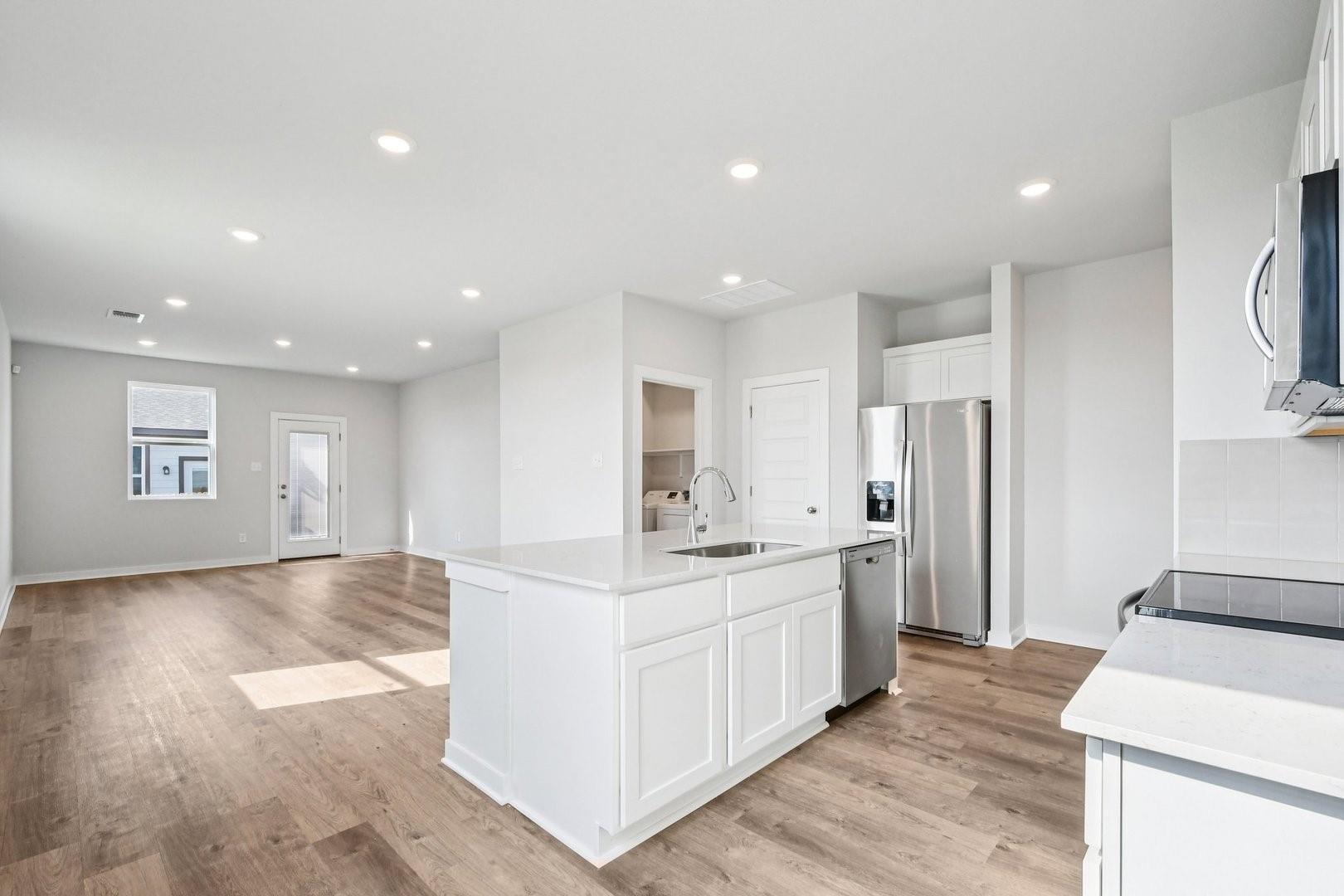 201 Firefox Way, Jarrell, TX 76537