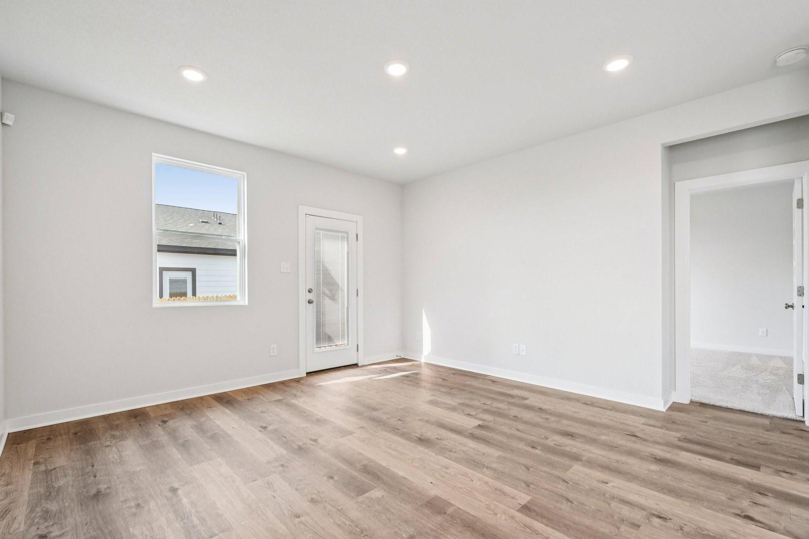 201 Firefox Way, Jarrell, TX 76537