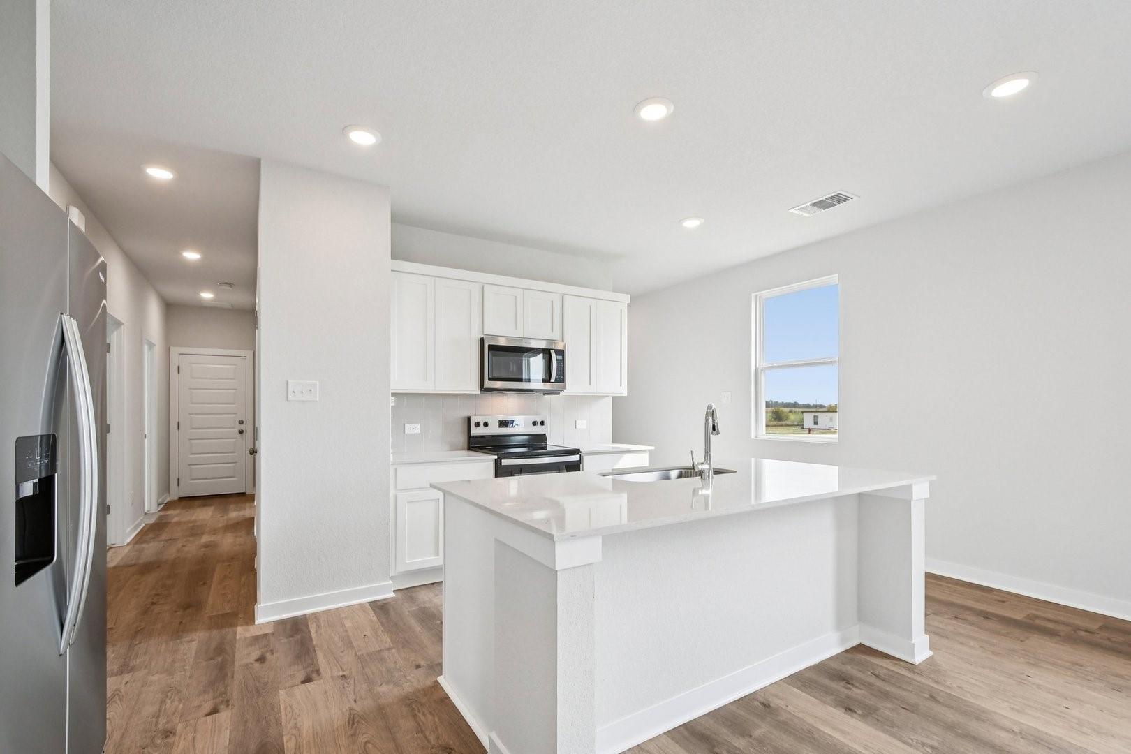 201 Firefox Way, Jarrell, TX 76537