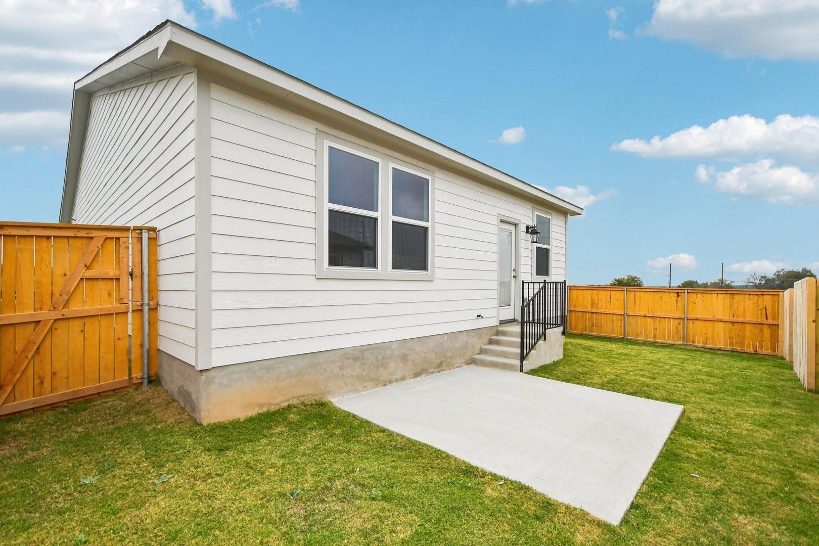 201 Firefox Way, Jarrell, TX 76537